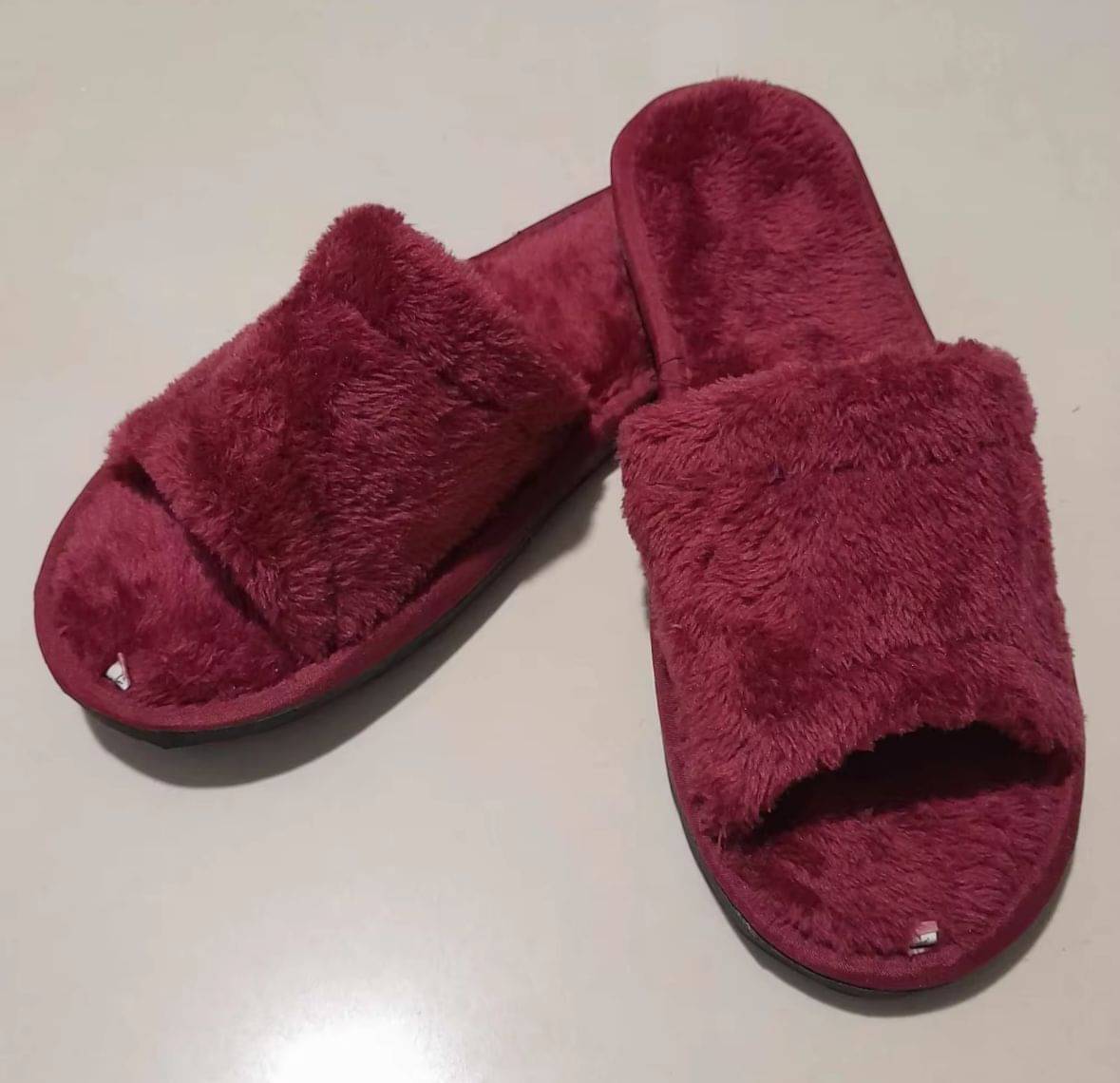     			FUSEOWL Maroon Women's Slide