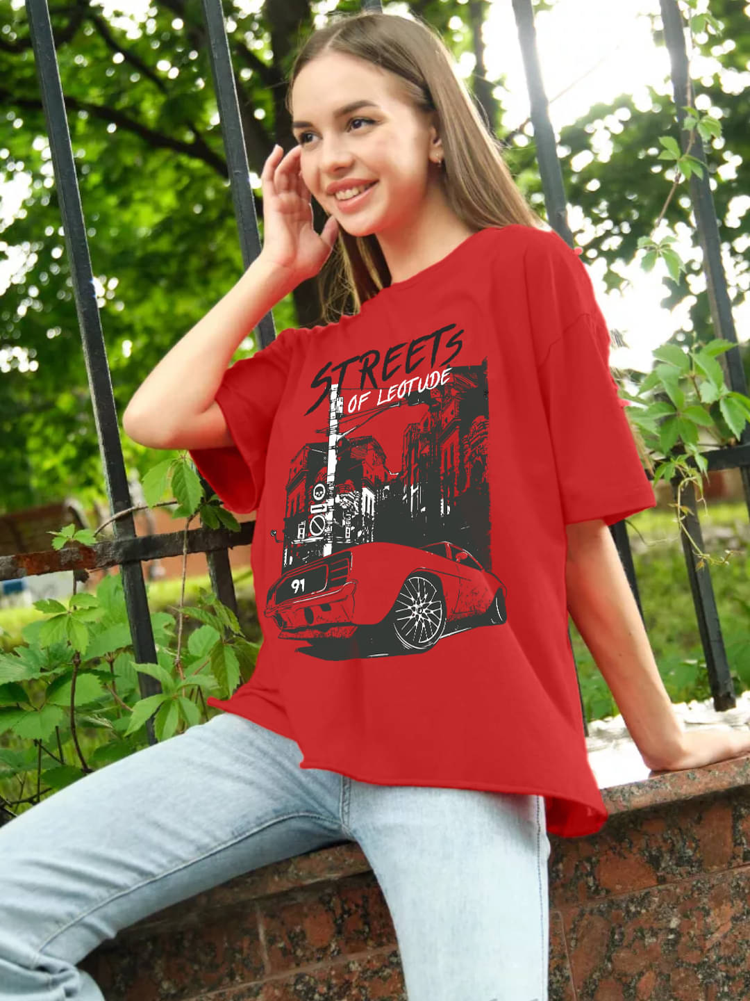     			Leotude Women Cotton Blend Printed Oversized Fit Round Neck T-Shirt ( Red )