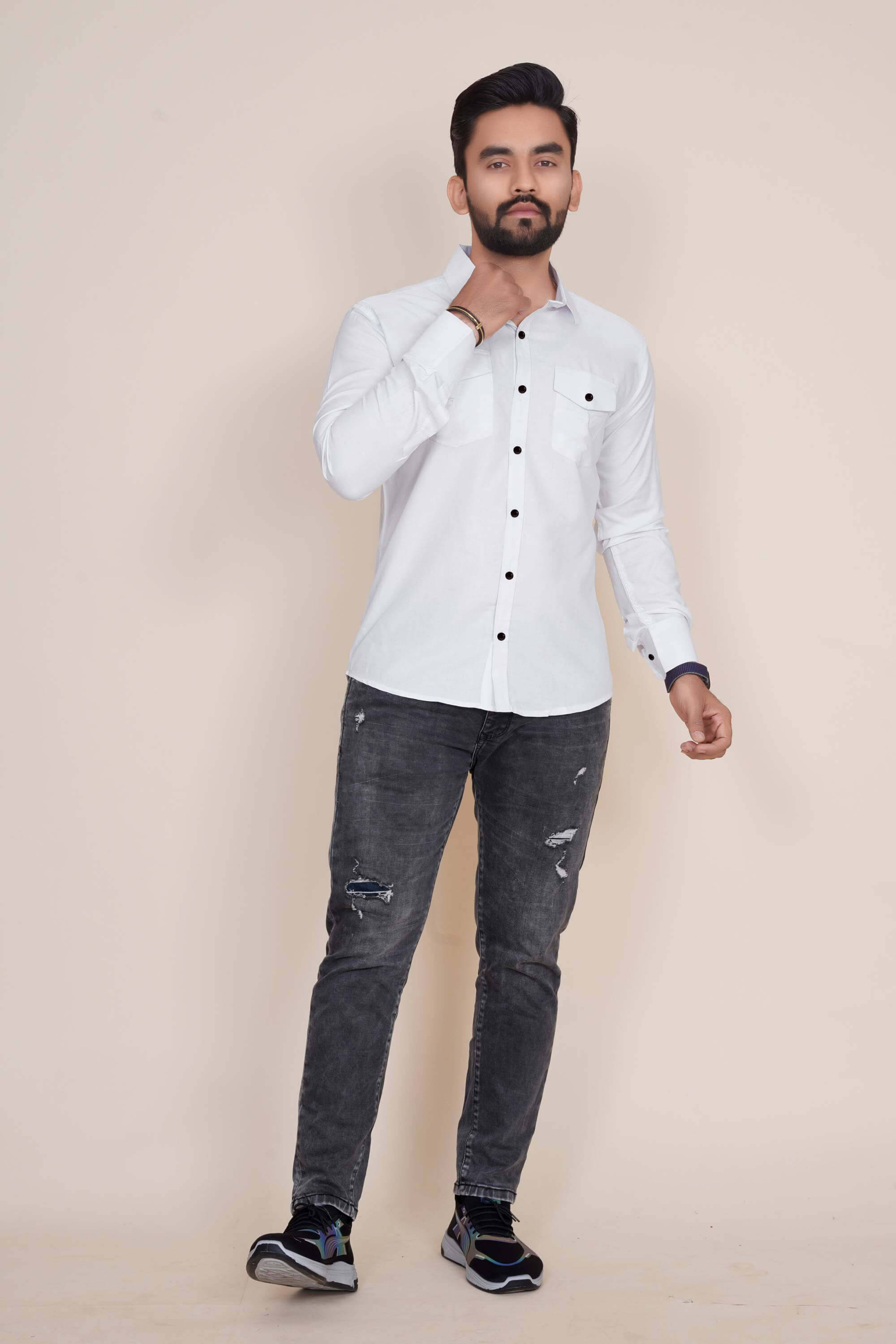 Qlonz store Cotton Blend Regular Fit Solids Full Sleeves Men's Casual Shirt - White ( Pack of 1 ) Qlonz store Cotton Blend Regular Fit Solids Full Sleeves Men's Casual Shirt - White ( Pack of 1 )