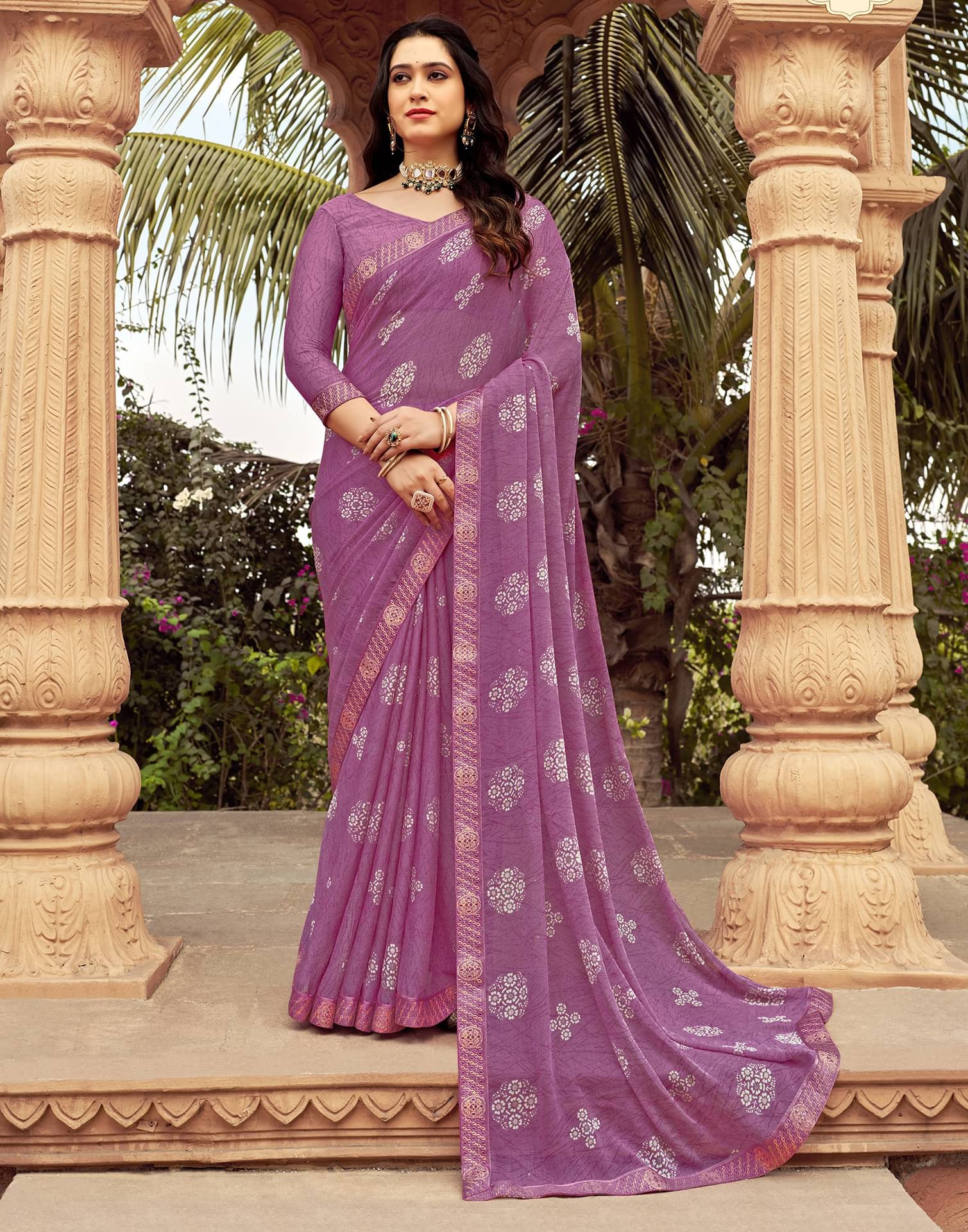 Satrani Chiffon Printed Saree With Unstitched Blouse Piece ( Magenta ) Satrani Chiffon Printed Saree With Unstitched Blouse Piece ( Magenta )