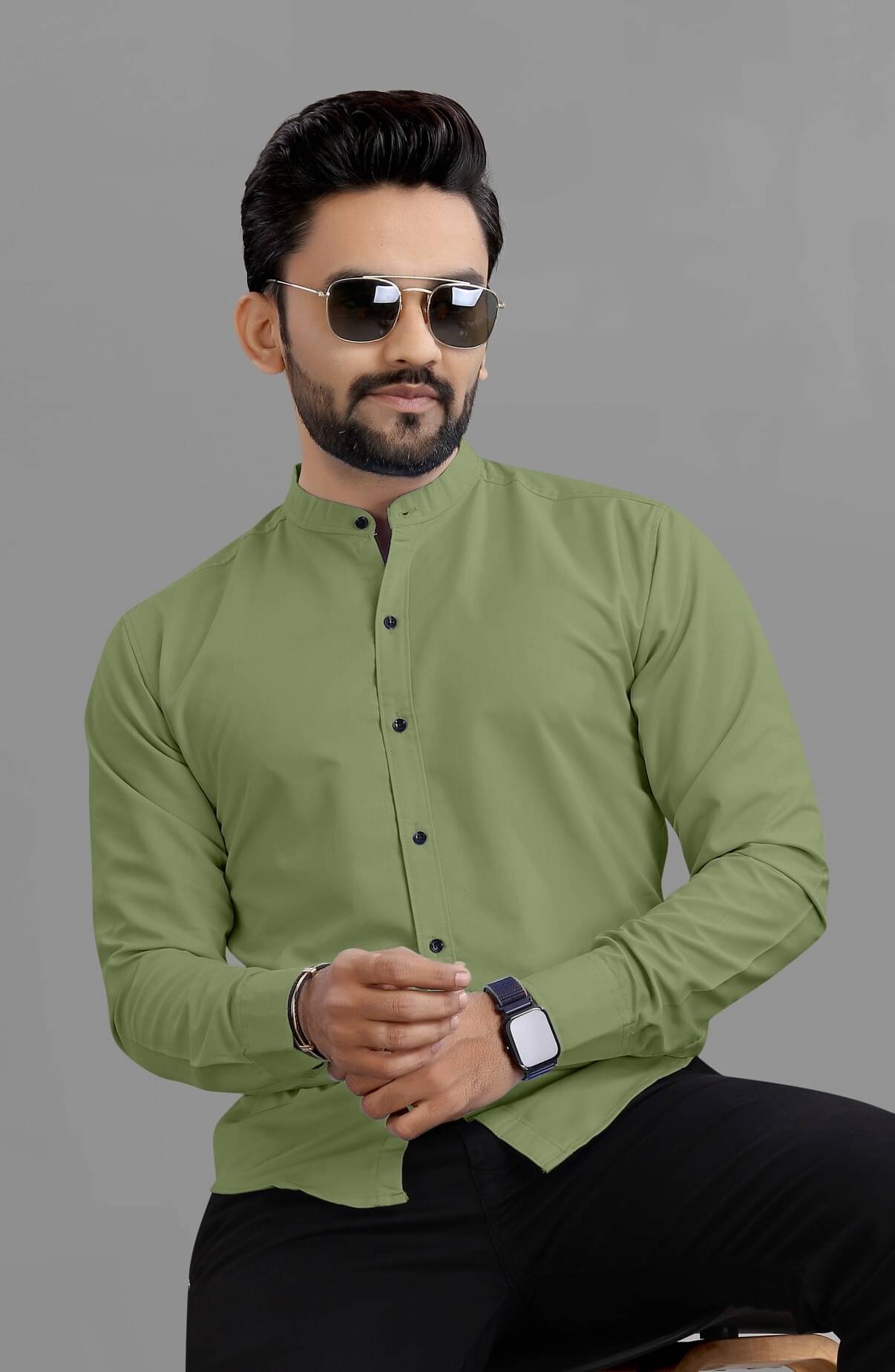     			VTEXX Cotton Blend Regular Fit Solids Full Sleeves Men's Casual Shirt - Olive ( Pack of 1 )