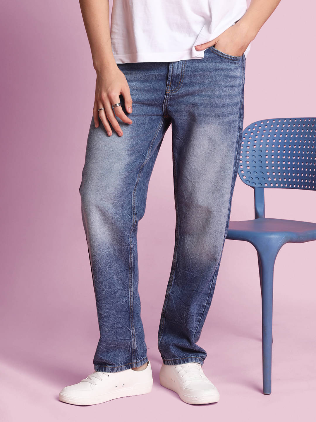     			Bene Kleed Men Straight Fit Low Distress Heavy Fade Jeans