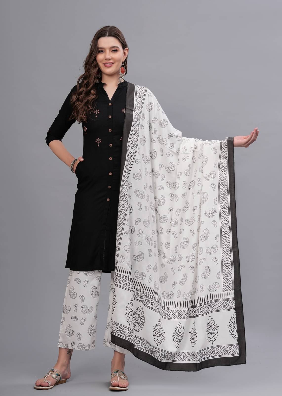     			MAUKA Cotton Embellished Kurti With Palazzo Women's Stitched Salwar Suit - Black ( Pack of 1 )