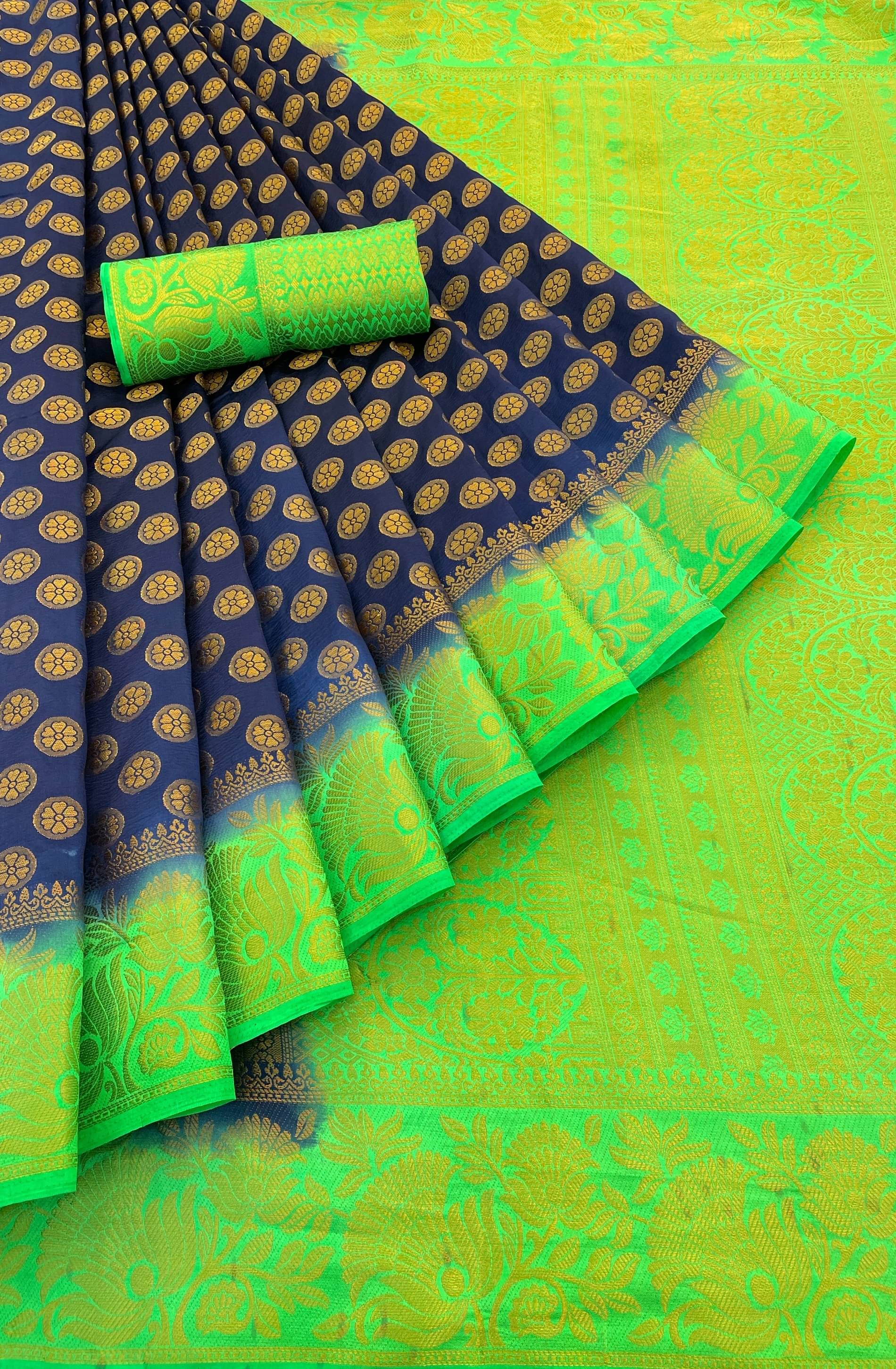 fab woven Banarasi Silk Woven Saree With Unstitched Blouse Piece ( Multicolor1 )     			fab woven Banarasi Silk Woven Saree With Unstitched Blouse Piece ( Multicolor1 )