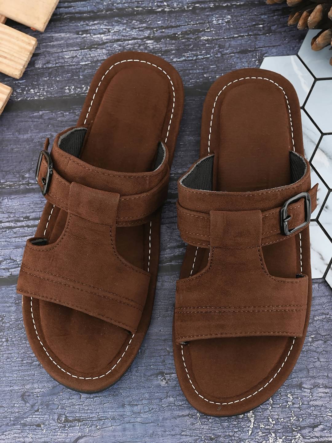     			Anjaneya Creations Brown Men's Kolhapuris