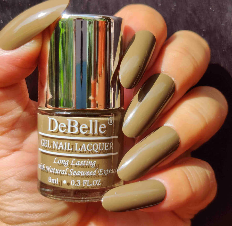 DeBelle  Daisy Dune Glossy Nail Polish 8 ( Pack of 1 )