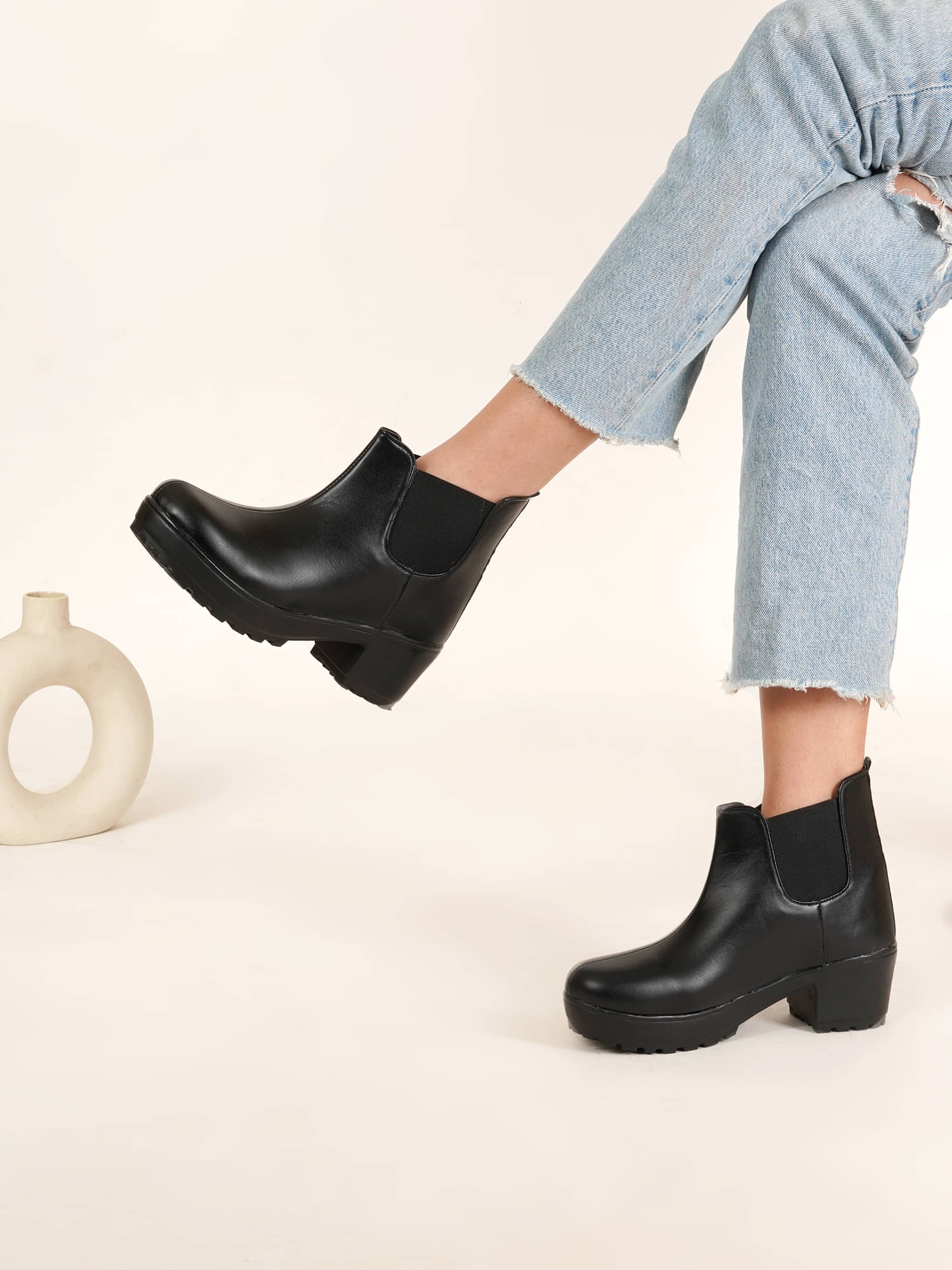     			PLANET WALK Black Women's Ankle Length Boots