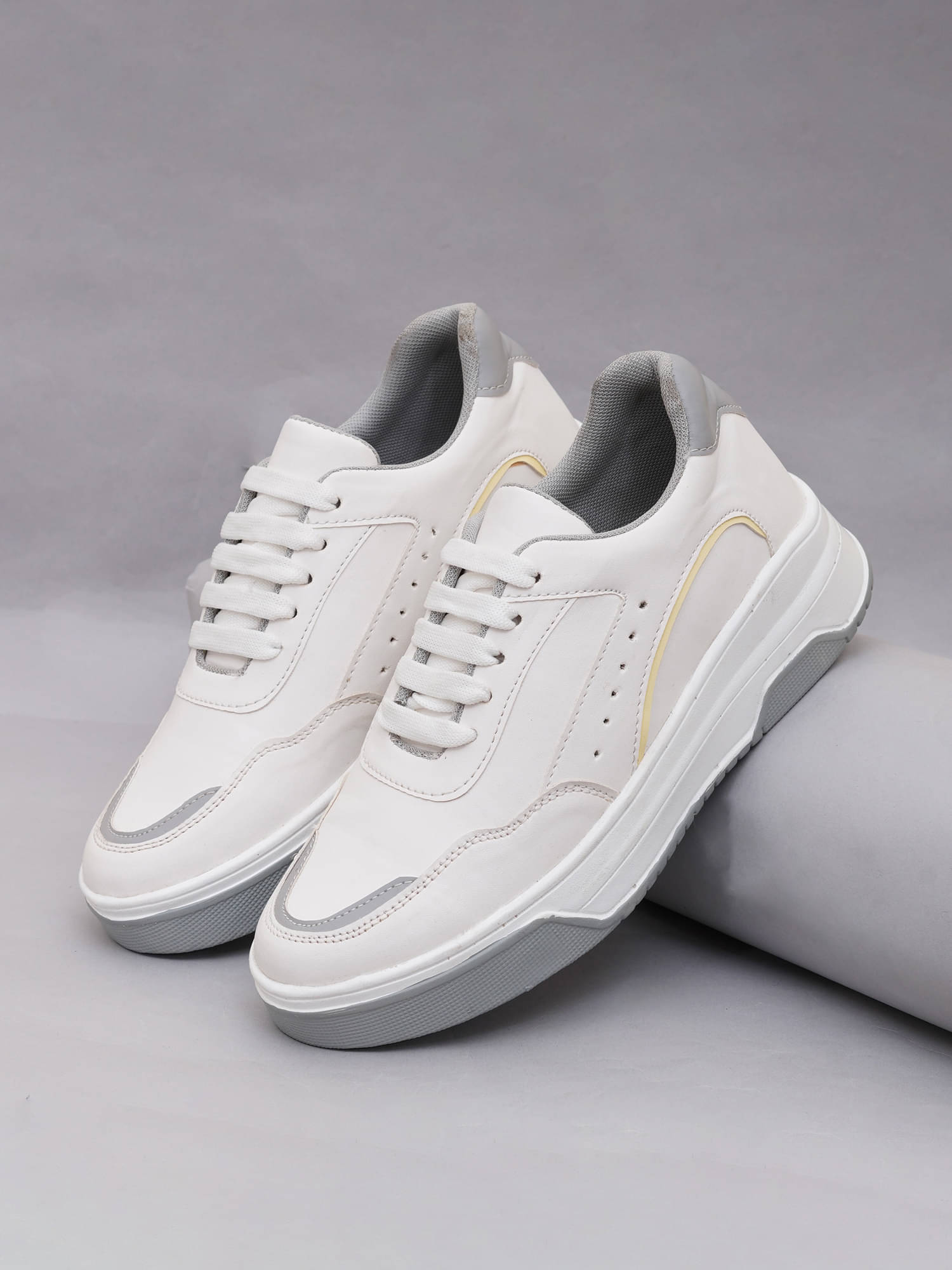     			PLANET WALK White Women's Sneakers