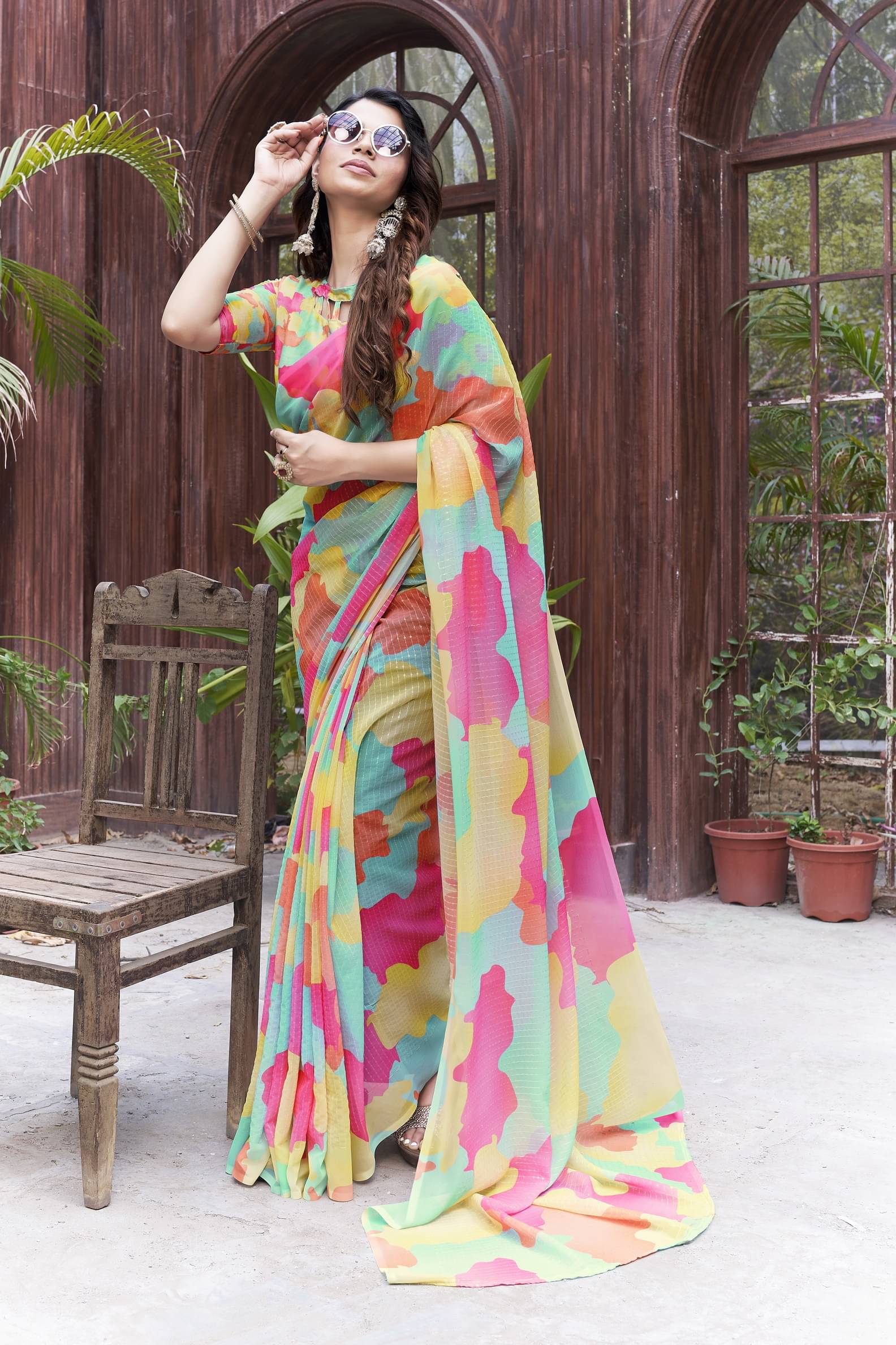     			Sariya Georgette Embroidered Saree With Unstitched Blouse Piece ( Multicolor1 )