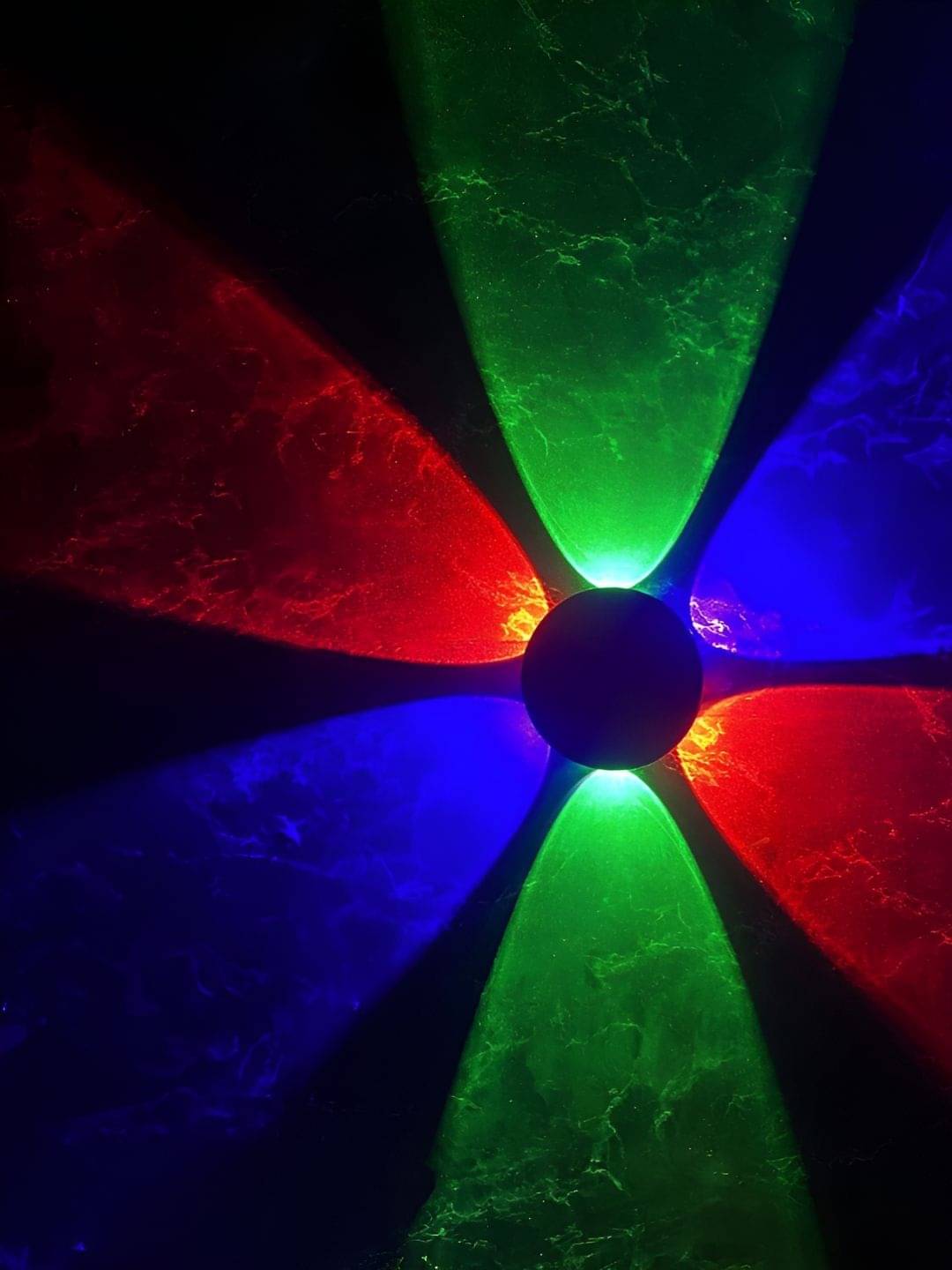     			Spark World Multicolor up Light Wall Lamp ( Pack of 1 )