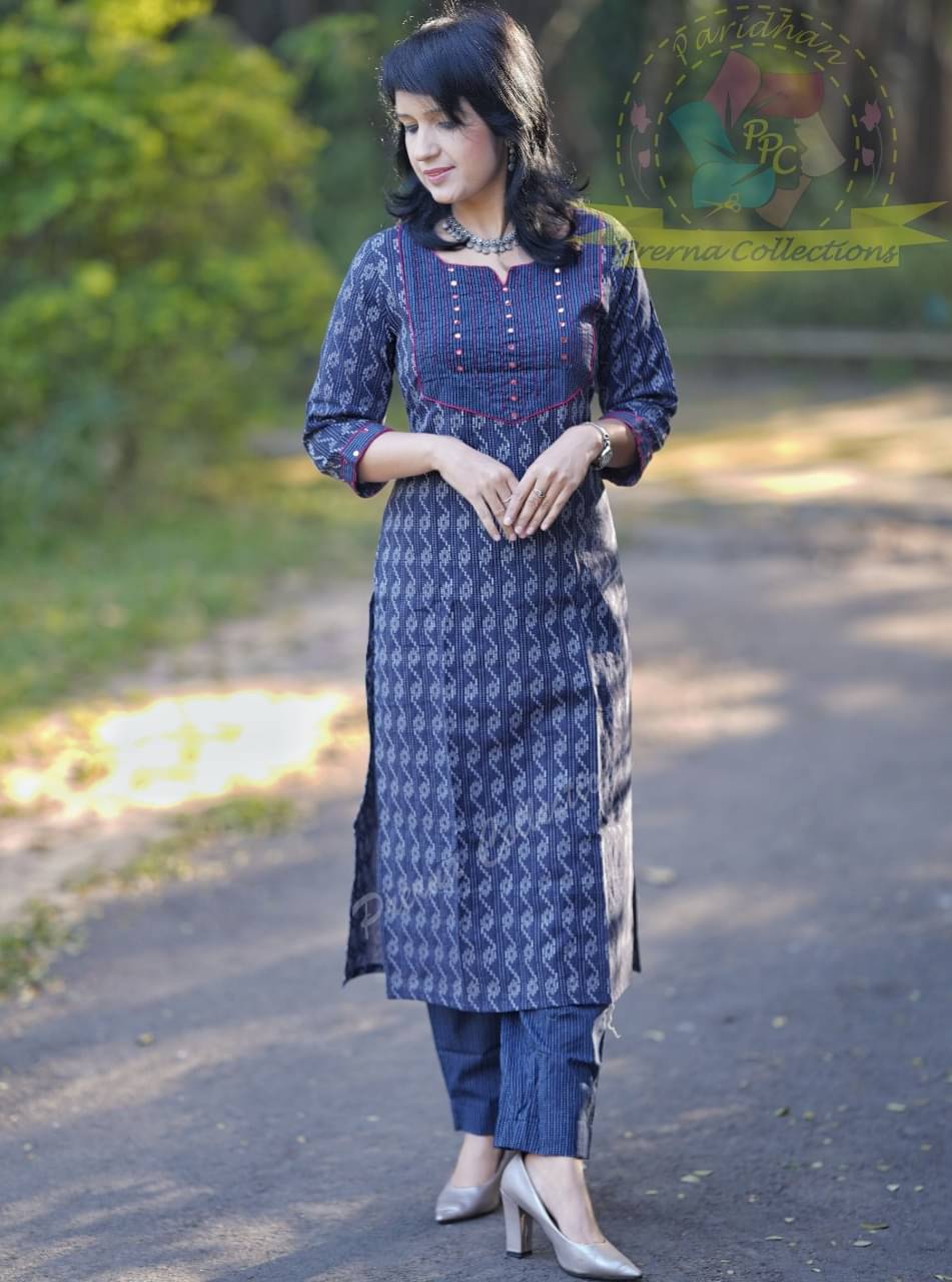 Vindyavasini Pack of 1 Cotton Printed Straight Women's Kurti - ( Blue ) Vindyavasini Pack of 1 Cotton Printed Straight Women's Kurti - ( Blue )