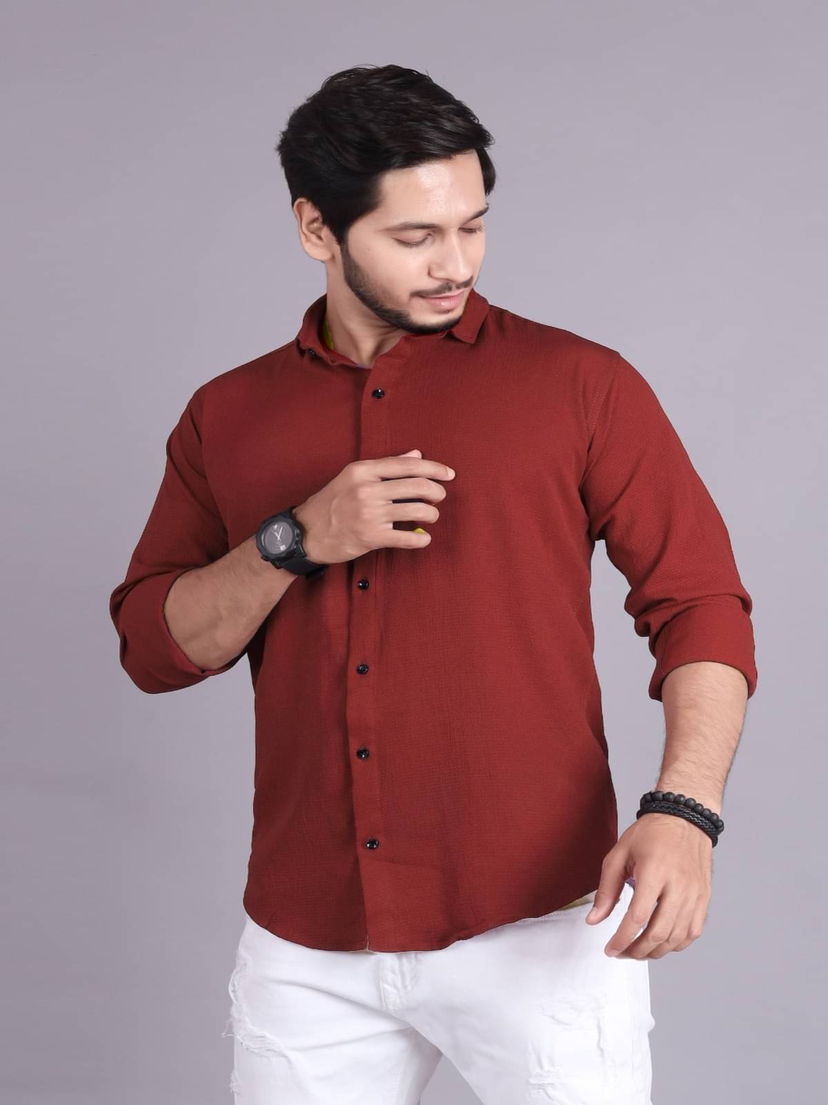 JEEVAAN - THE PERFECT FASHION Cotton Blend Slim Fit Solids Full Sleeves Men's Casual Shirt - Red ( Pack of 1 )     			JEEVAAN - THE PERFECT FASHION Cotton Blend Slim Fit Solids Full Sleeves Men's Casual Shirt - Red ( Pack of 1 )