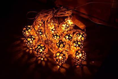     			SPARKWORLD Gold 1Mtr String Light ( Pack Of 1 )