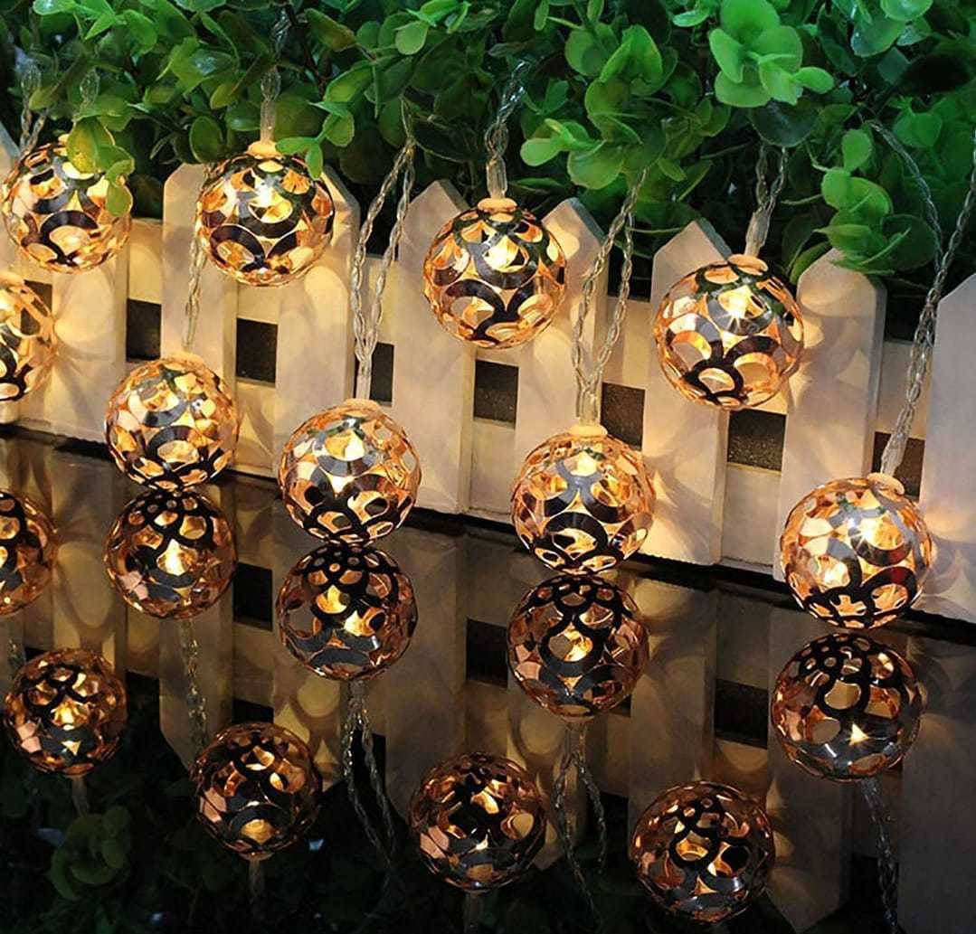     			SPARKWORLD Gold 1Mtr String Light ( Pack Of 1 )