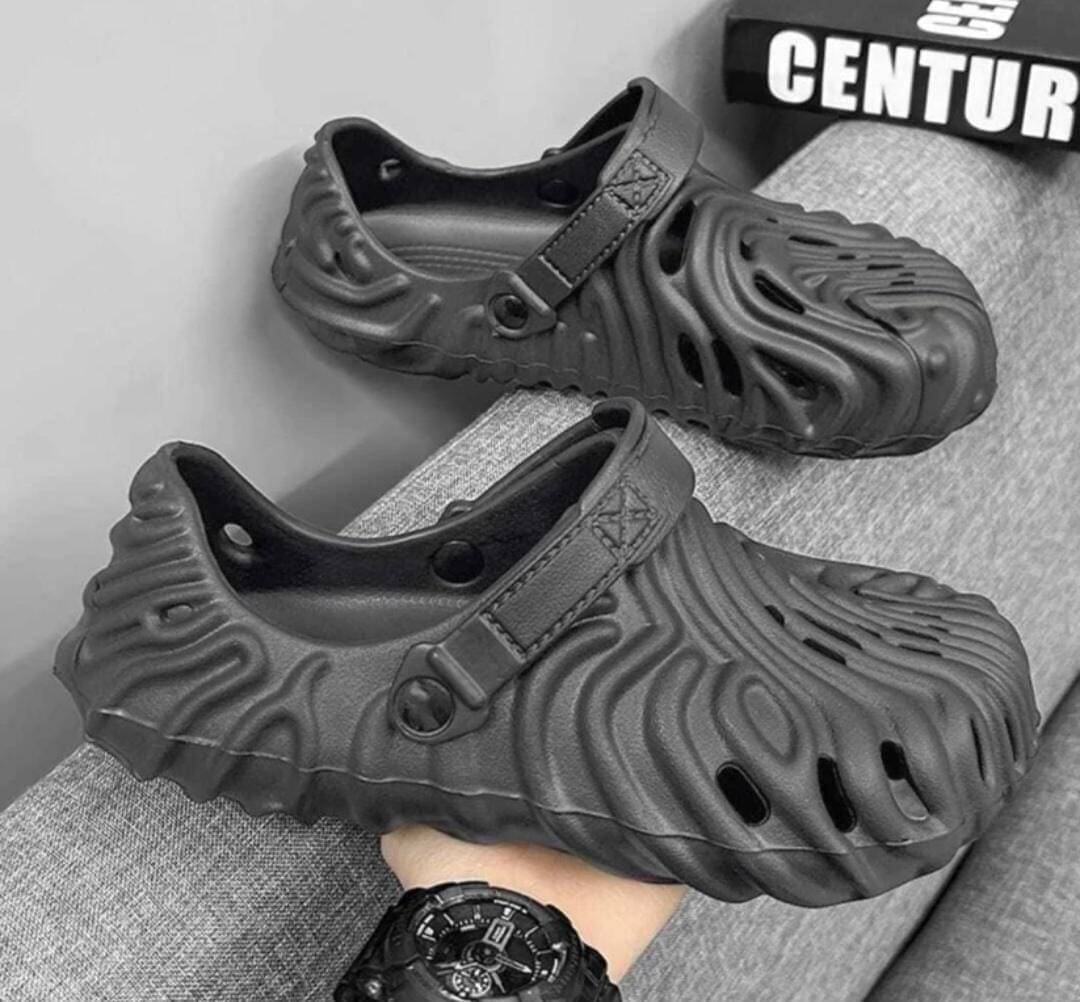     			TR - Dark Grey Men's Clogs