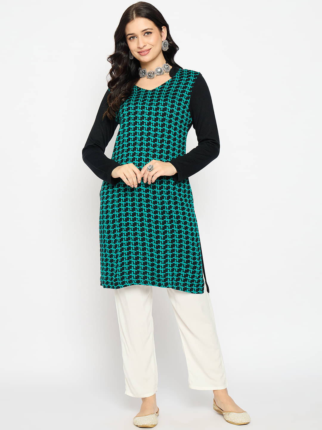 VIAZAA Pack of 1 Acrylic Printed Straight Women's Kurti - ( Black )     			VIAZAA Pack of 1 Acrylic Printed Straight Women's Kurti - ( Black )