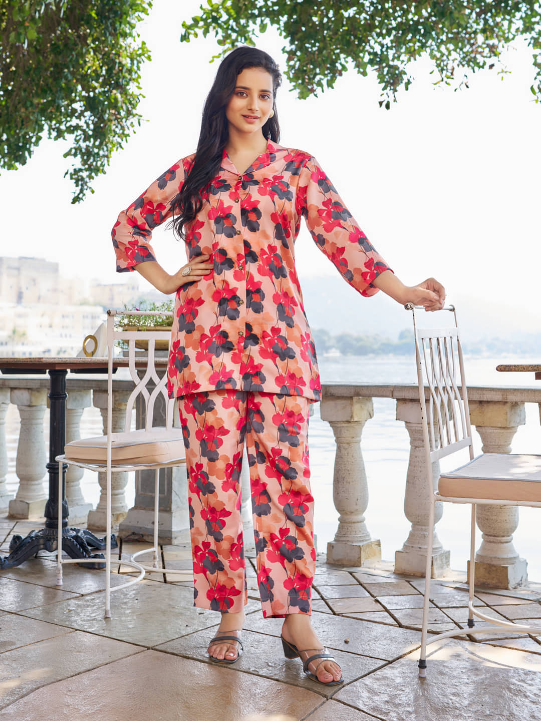 VIBE VISION Women Printed Shirt With Trousers Co-Ord Set ( Peach )