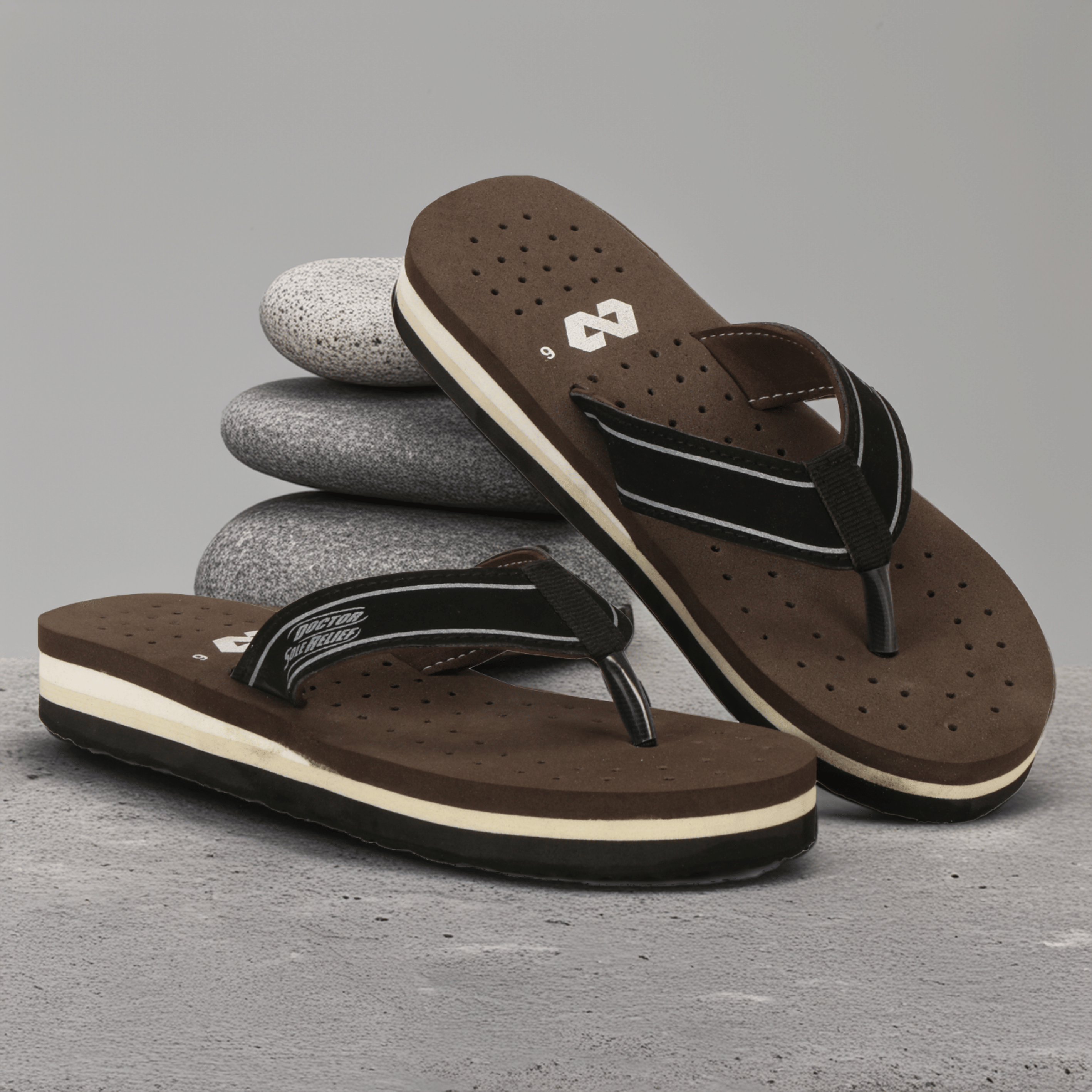     			Kraasa Brown Women's Slipper