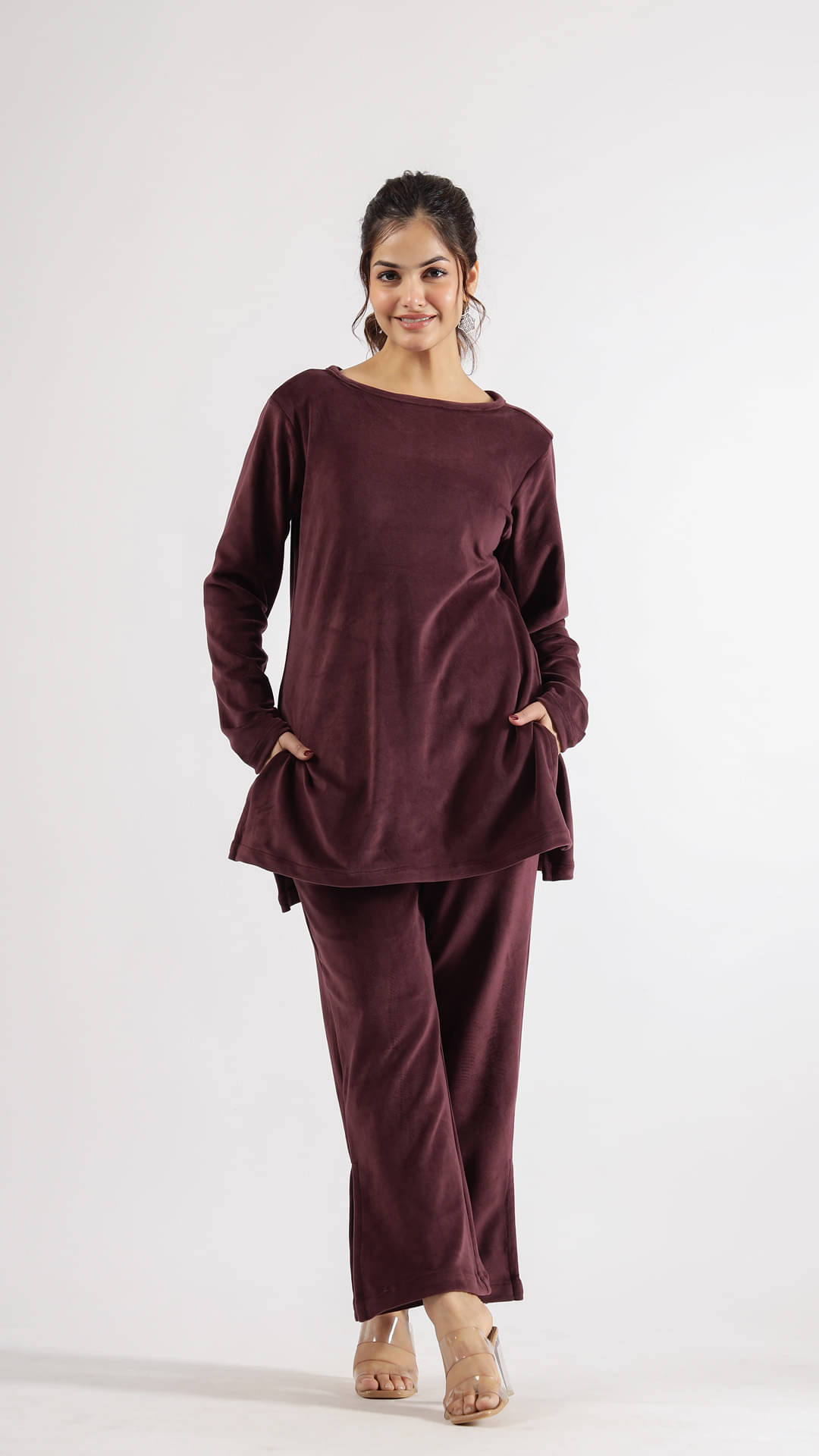     			Label Flavia Women Solid Top With Trousers Co-Ord Set ( Wine )
