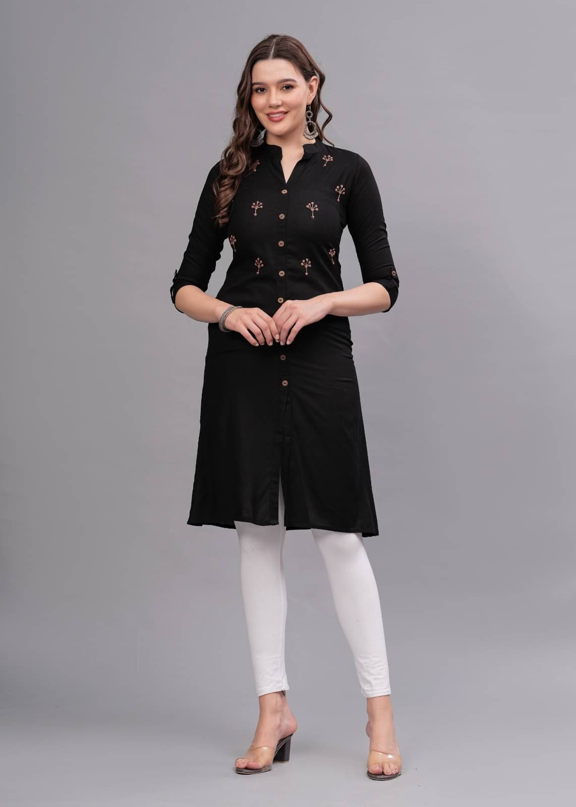     			MAUKA Pack of 1 Rayon Embellished Front Slit Women's Kurti - ( Black )