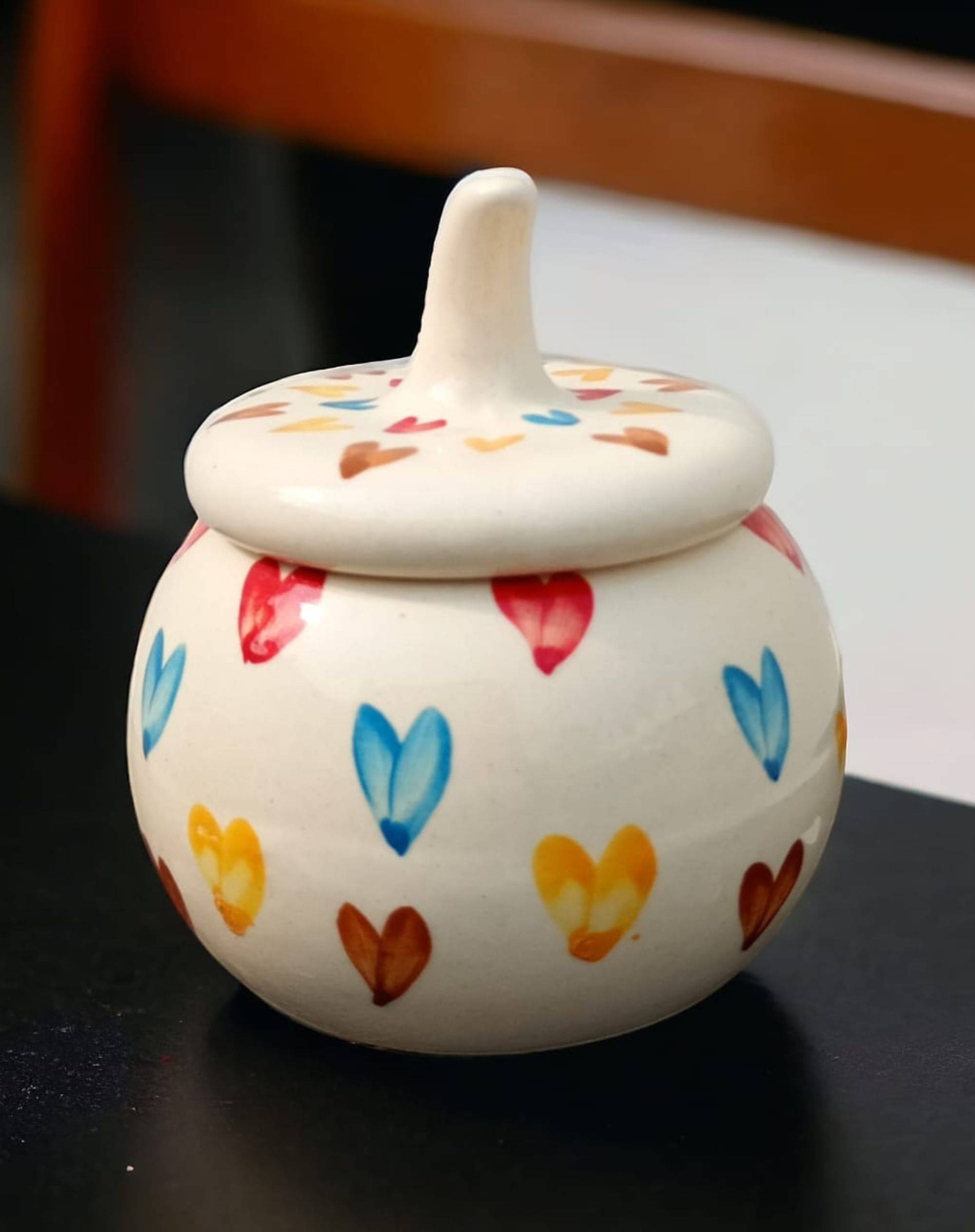     			Malaikah Hrt Prnt Salt Jar Ceramic Off White Salt/Pepper Container ( Set of 1 )