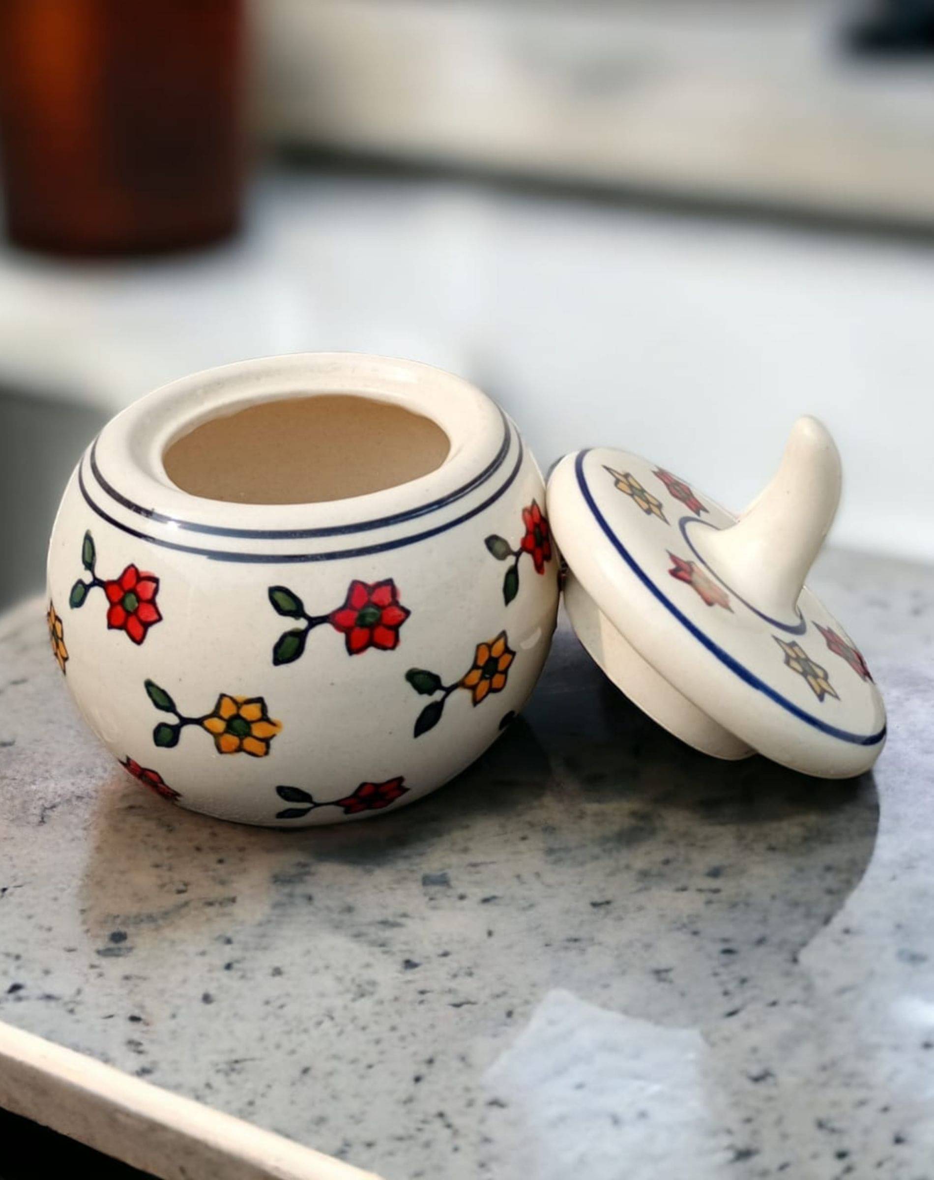 Malaikah Wht Salt Jar Ceramic Off White Salt/Pepper Container ( Set of 1 ) Malaikah Wht Salt Jar Ceramic Off White Salt/Pepper Container ( Set of 1 )