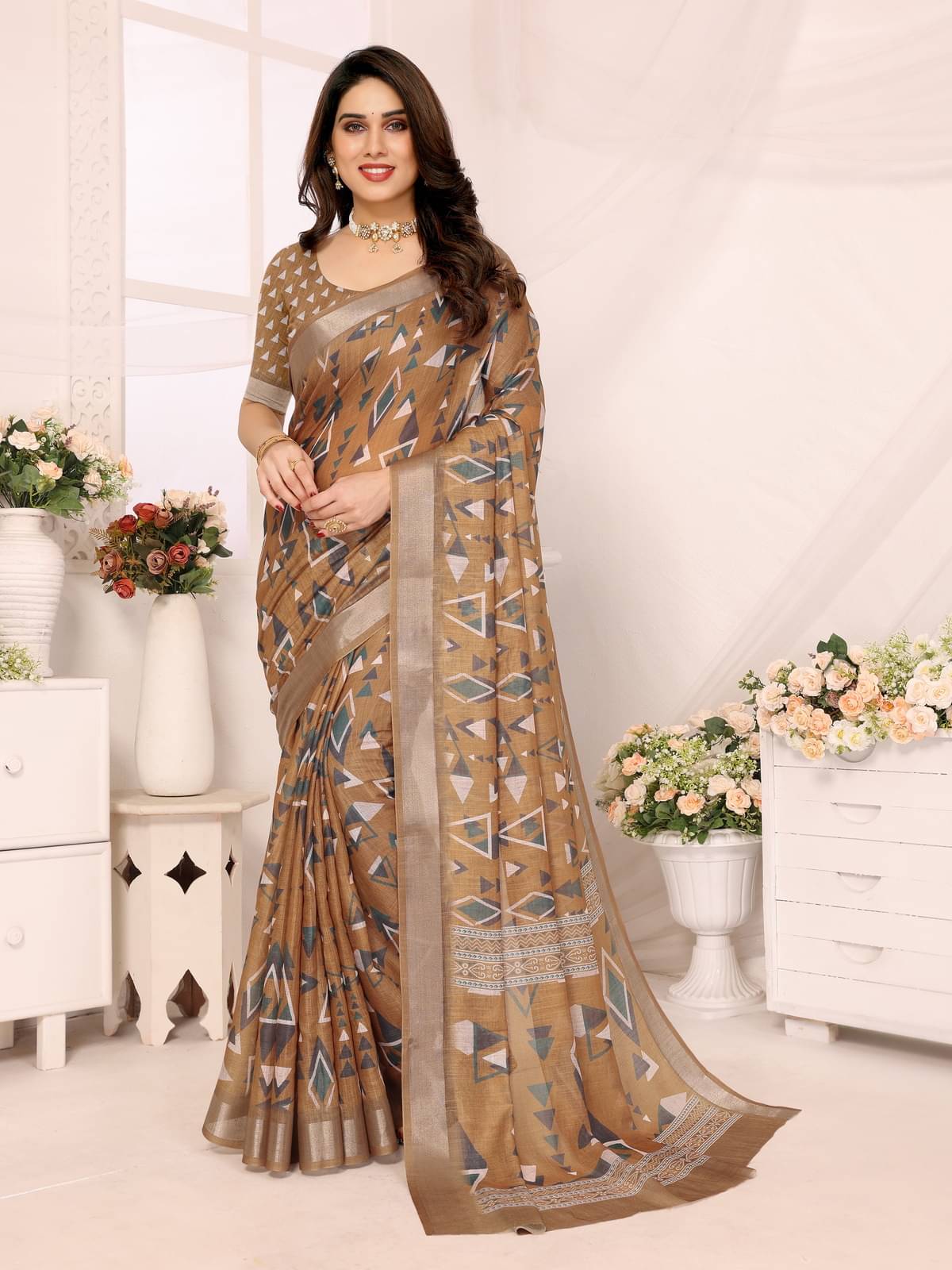     			NightBlue Linen Printed Saree With Unstitched Blouse Piece ( Mustard )