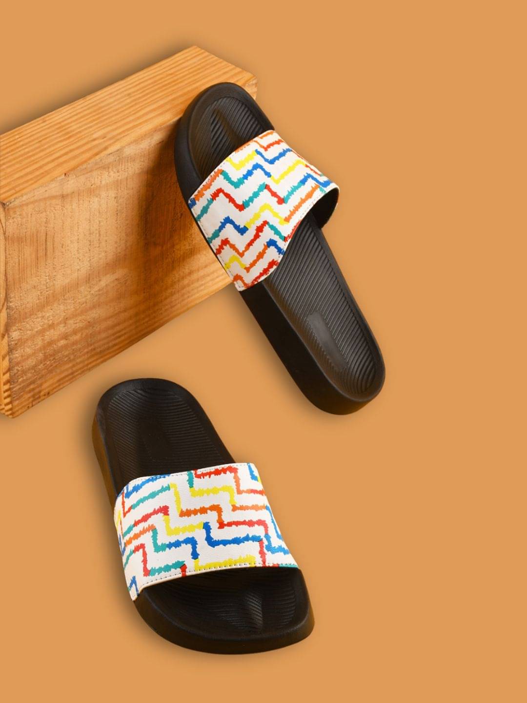     			Q tick White Men's Slide Flip Flop