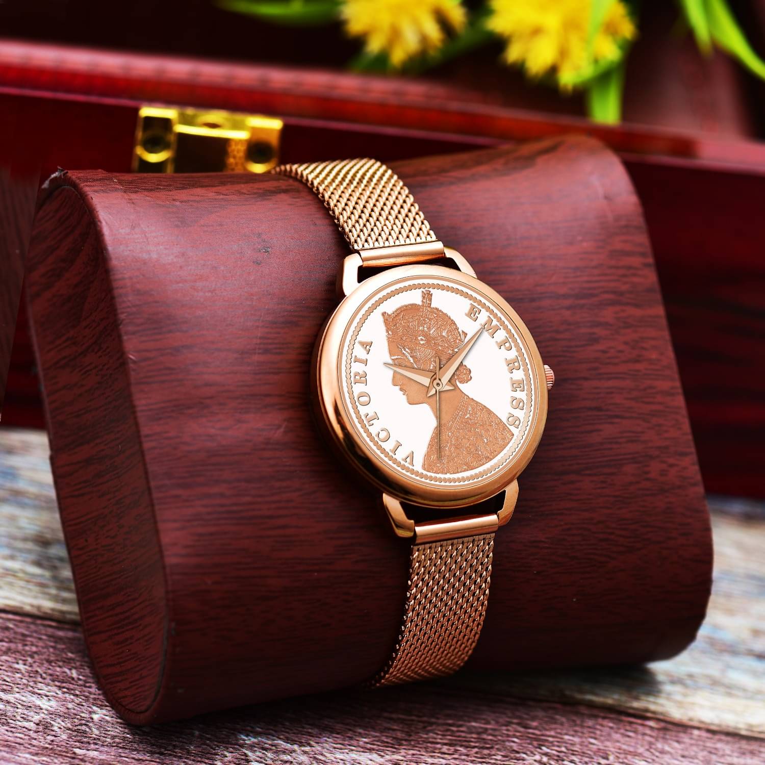     			REESKY Rose Gold Brass Analog Womens Watch