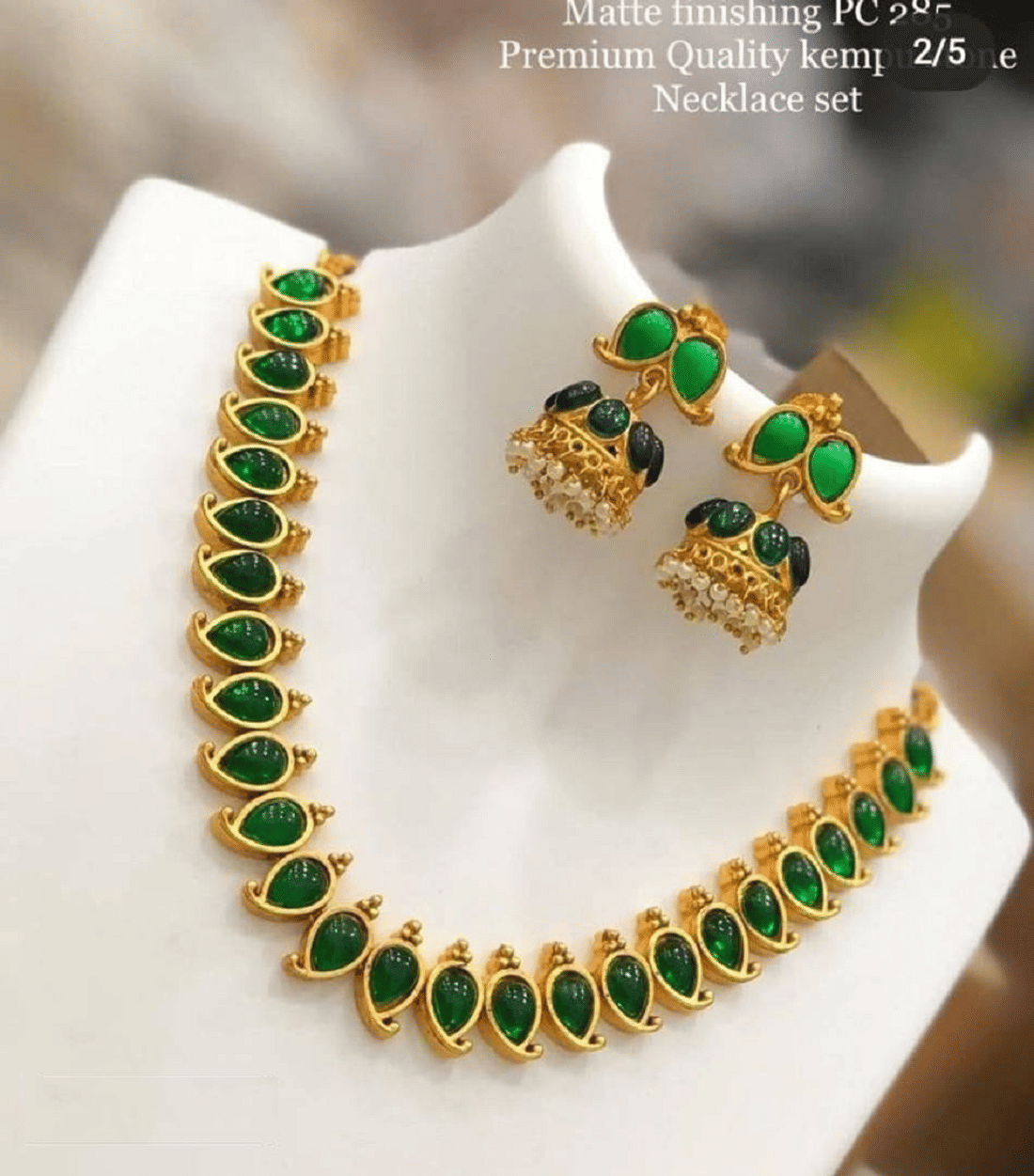 RIENTA JWL Green Alloy Necklace Set ( Pack of 1 )
