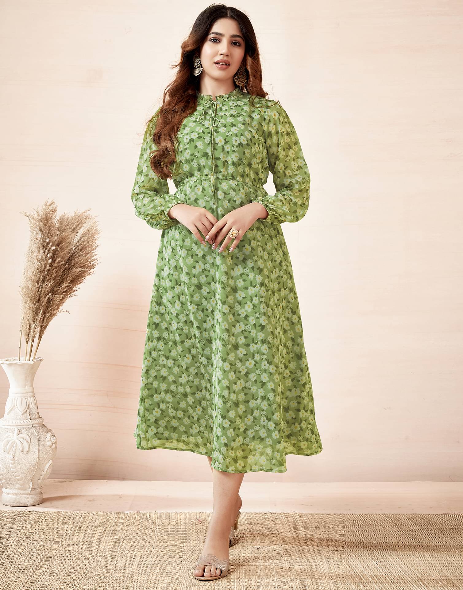 Selvia Georgette Printed Midi Women's A-line Dress - Green ( Pack of 1 ) Selvia Georgette Printed Midi Women's A-line Dress - Green ( Pack of 1 )
