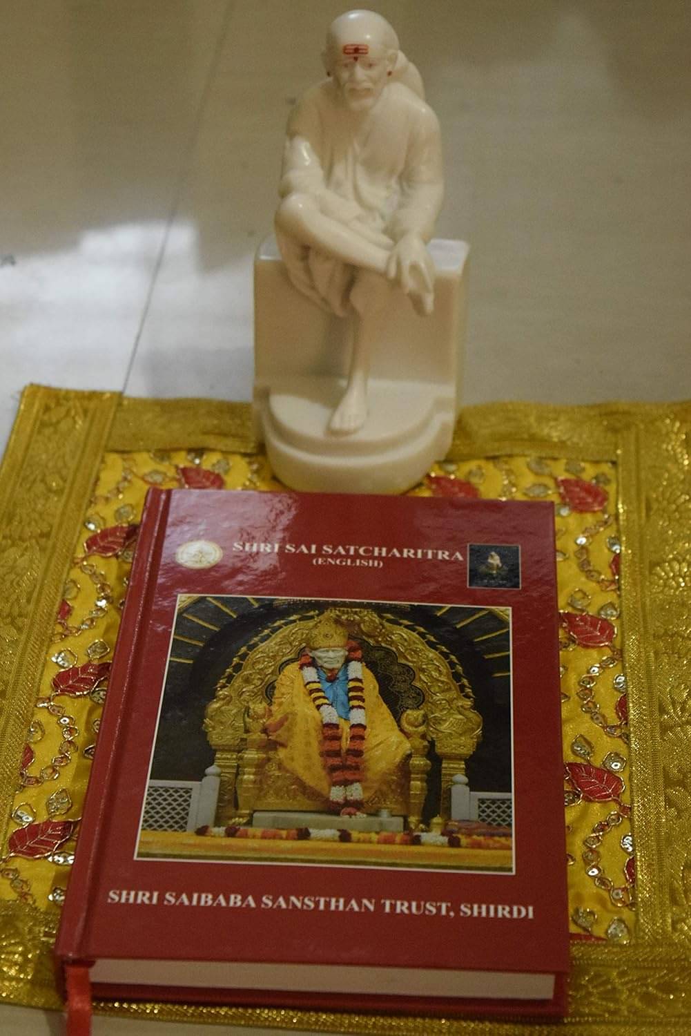     			Shri Sai Satcharitra ( English ) by Shri Saibaba Sansthan Trust , Shirdi