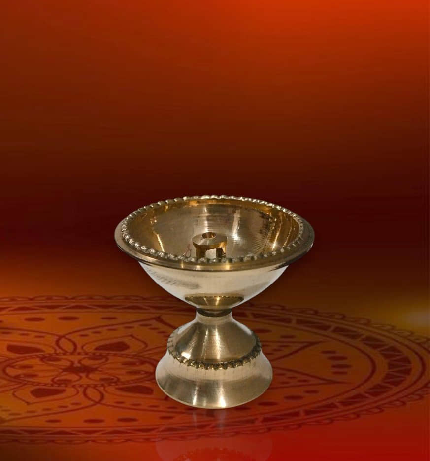 Spherulemuster Brass Table Diya - Pack of 1