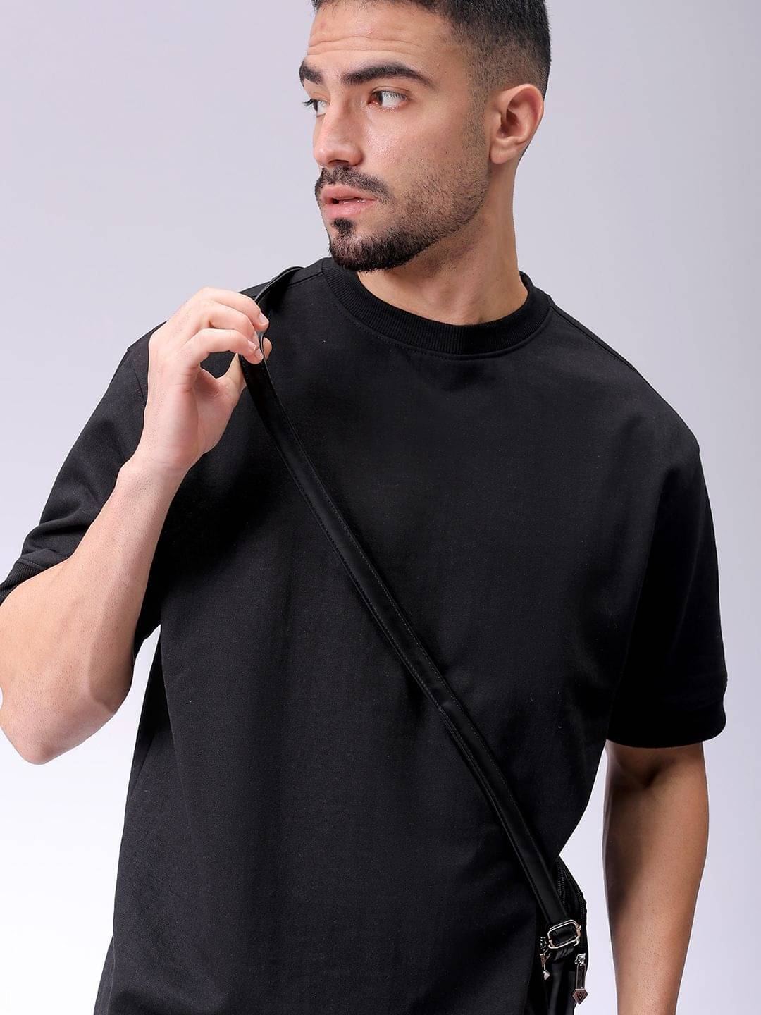 The Indian Garage Co. Polyester Round Neck Men's Sweatshirt - Black ( Pack of 1 ) The Indian Garage Co. Polyester Round Neck Men's Sweatshirt - Black ( Pack of 1 )