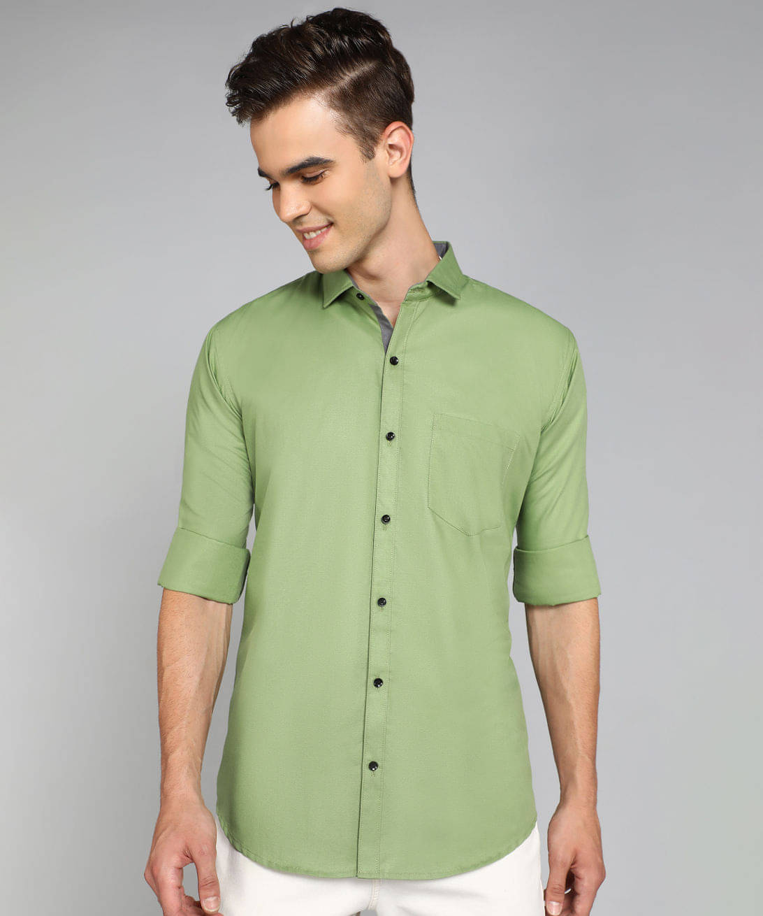     			VTEXX Cotton Blend Regular Fit Solids Full Sleeves Men's Casual Shirt - Olive ( Pack of 1 )