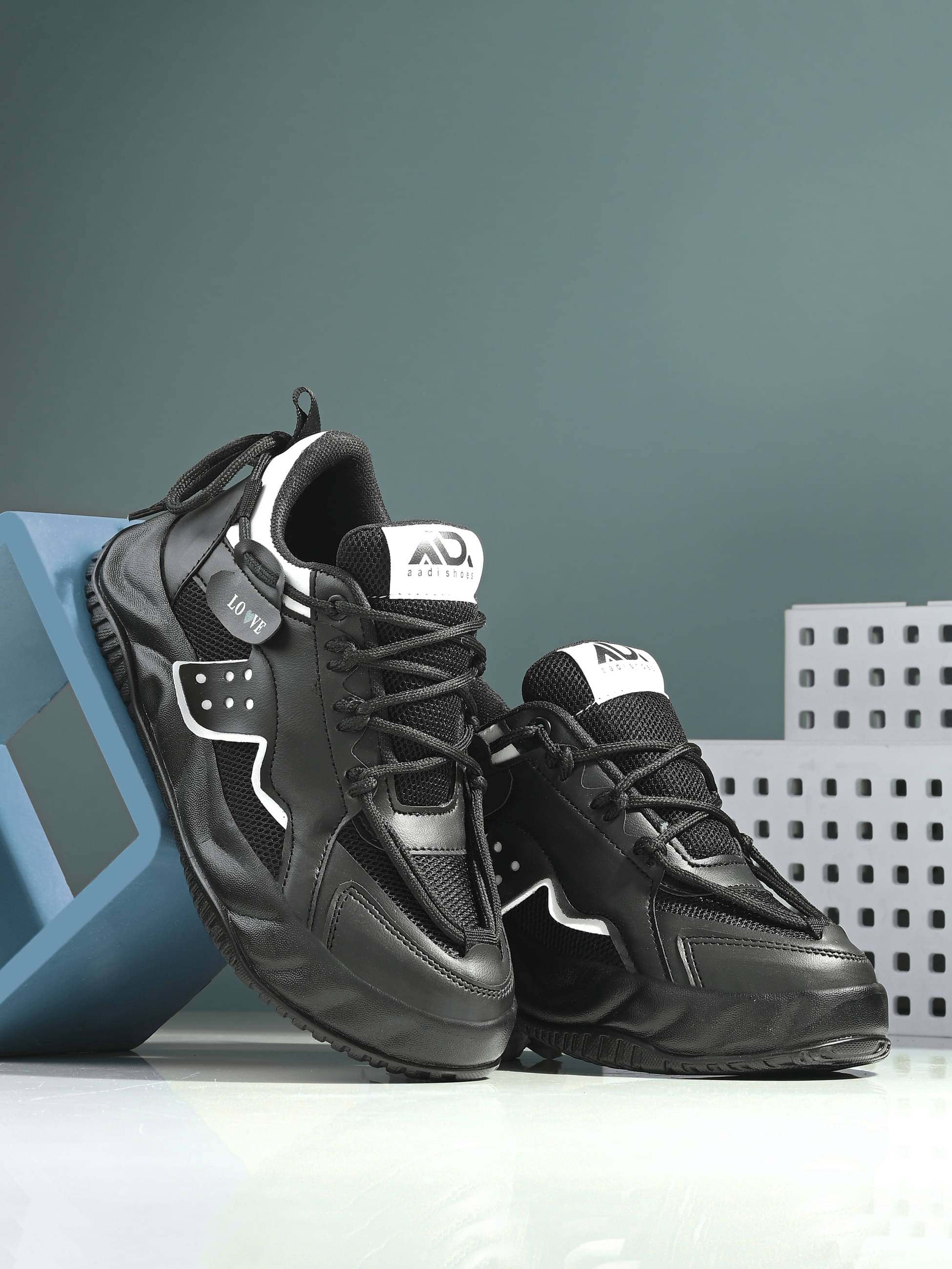 Aadi - Black Women's Running Shoes Aadi - Black Women's Running Shoes