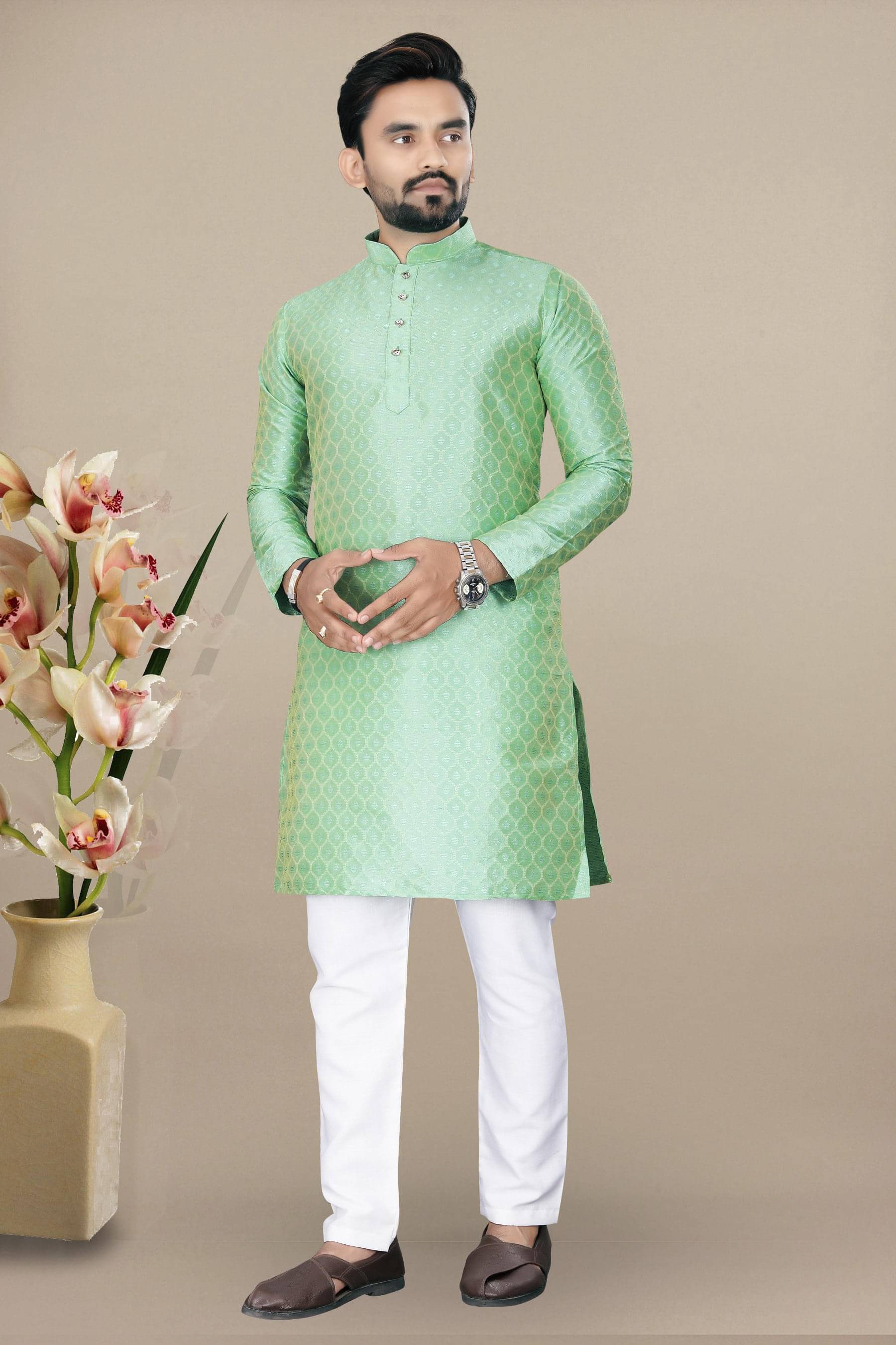     			Balaji's Light Green Silk Relaxed Fit Men's Kurta Pyjama Set ( Pack of 1 )