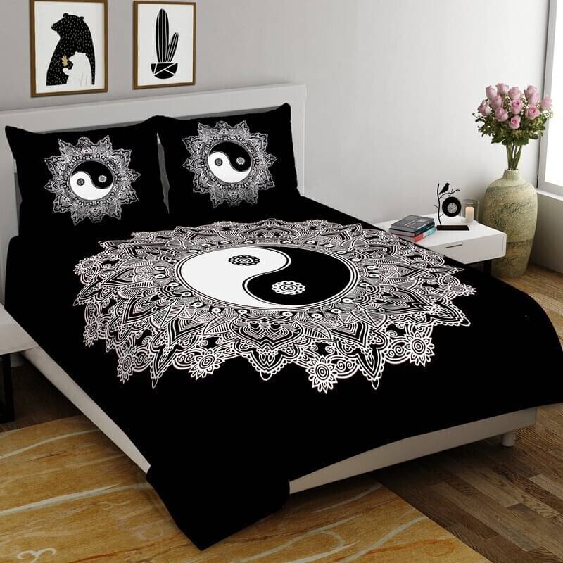 CLOTHORO Cotton 1 Double King Bedsheet with 2 Pillow Covers ( Black ) CLOTHORO Cotton 1 Double King Bedsheet with 2 Pillow Covers ( Black )
