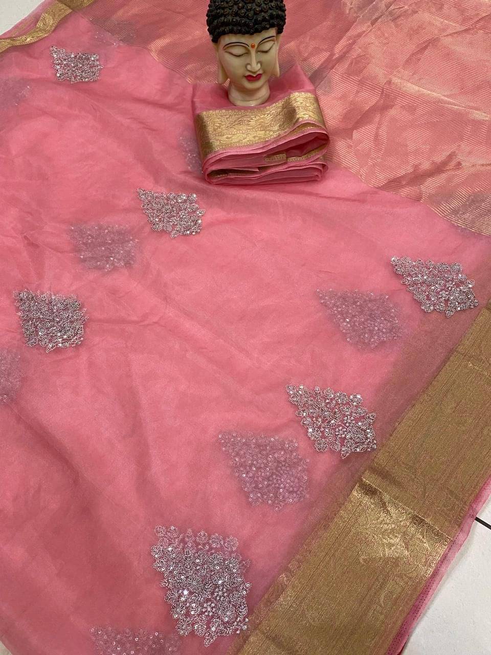    			JINAL & JINAL Organza Embroidered Saree With Unstitched Blouse Piece ( Peach )