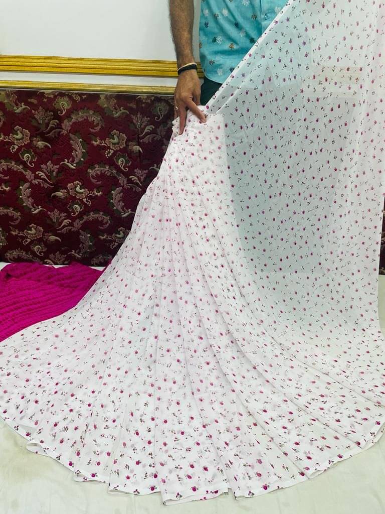     			mahalaxmi fab Georgette Applique Saree With Unstitched Blouse Piece ( Pink )