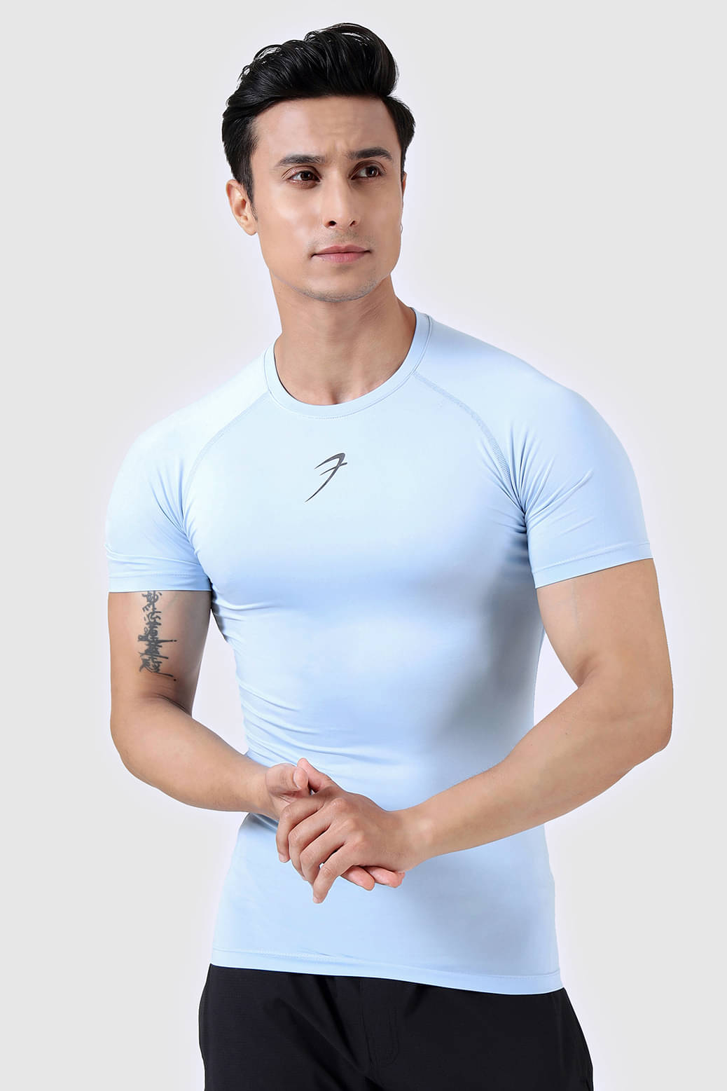     			Fuaark Blue Polyester Slim Fit Men's Compression T-Shirt ( Pack of 1 )