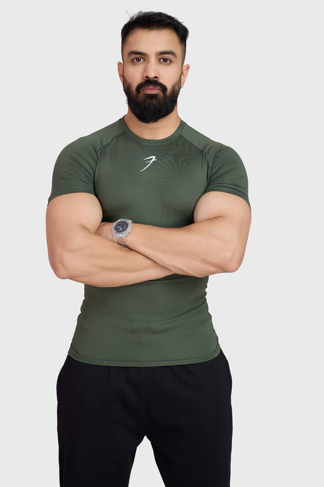     			Fuaark Olive Polyester Slim Fit Men's Compression T-Shirt ( Pack of 1 )