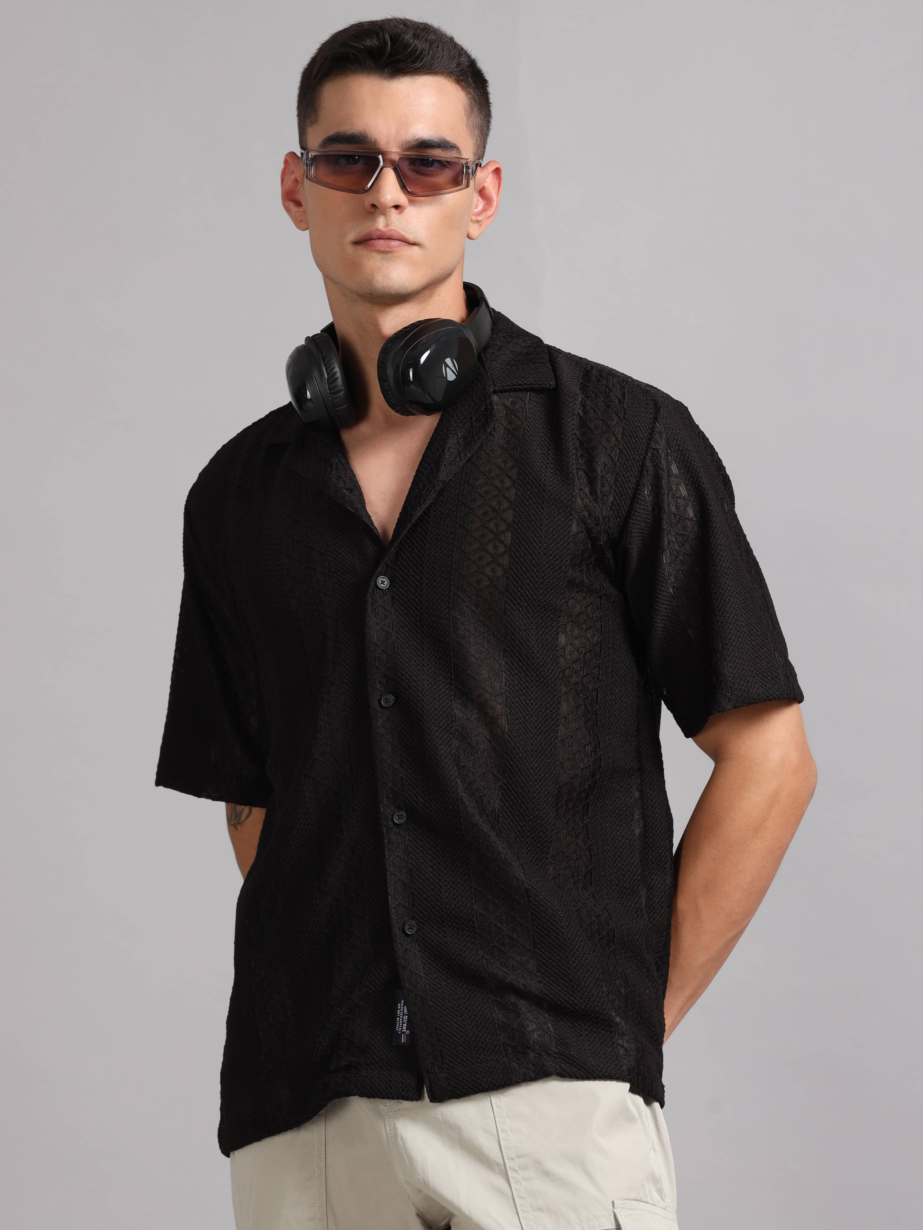     			Paul Street Polyester Oversized Fit Self Design Half Sleeves Men's Casual Shirt - Black ( Pack of 1 )