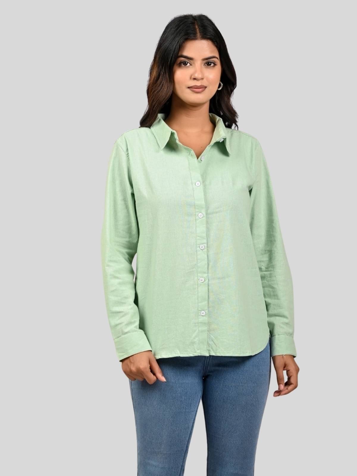     			QuaClo Women Solid Cotton Blend Shirt ( Green )