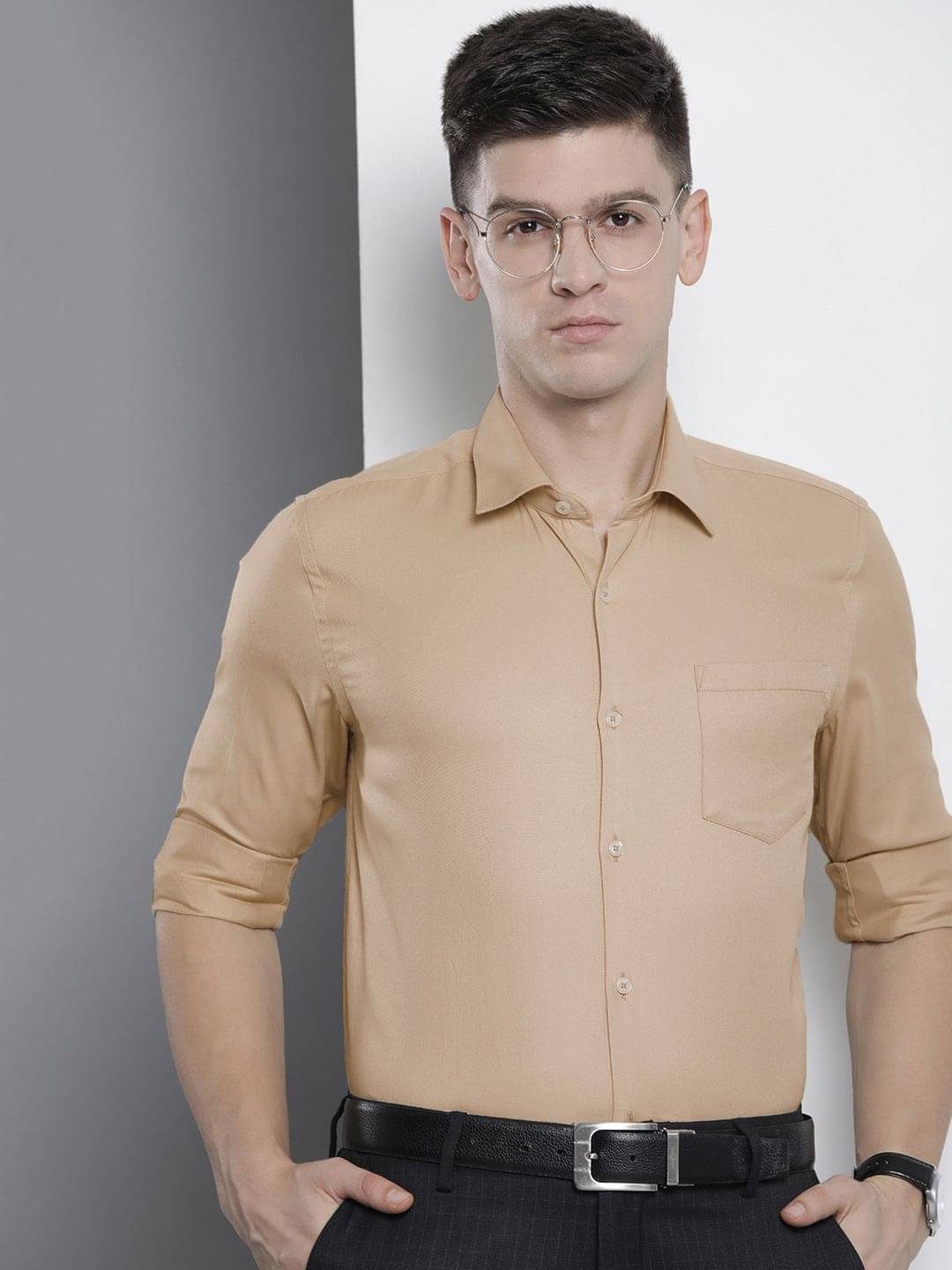 The Indian Garage Co. Cotton Blend Slim Fit Full Sleeves Men's Formal Shirt - Beige ( Pack of 1 ) The Indian Garage Co. Cotton Blend Slim Fit Full Sleeves Men's Formal Shirt - Beige ( Pack of 1 )