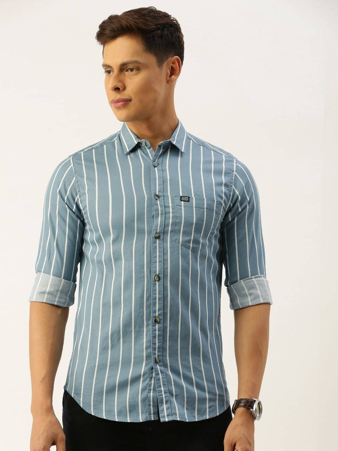     			The Indian Garage Co Men Grey & White Slim Fit Striped Casual Shirt