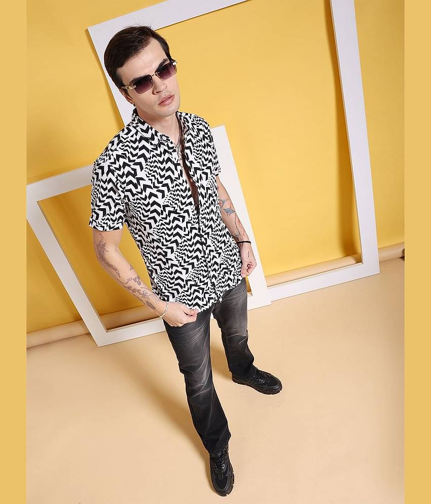 The Indian Garage Co Slim Fit Geometric Printed Pure Cotton Casual Shirt