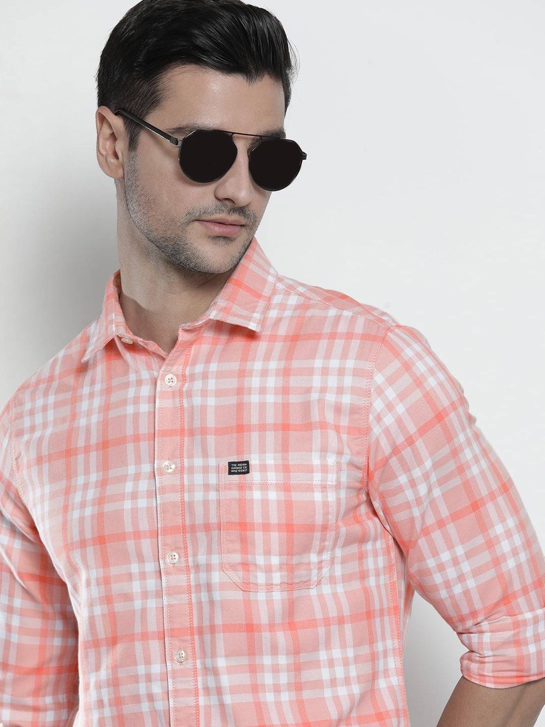The Indian Garage Co Men Peach-Coloured & White Comfort Fit Checked Casual Shirt The Indian Garage Co Men Peach-Coloured & White Comfort Fit Checked Casual Shirt