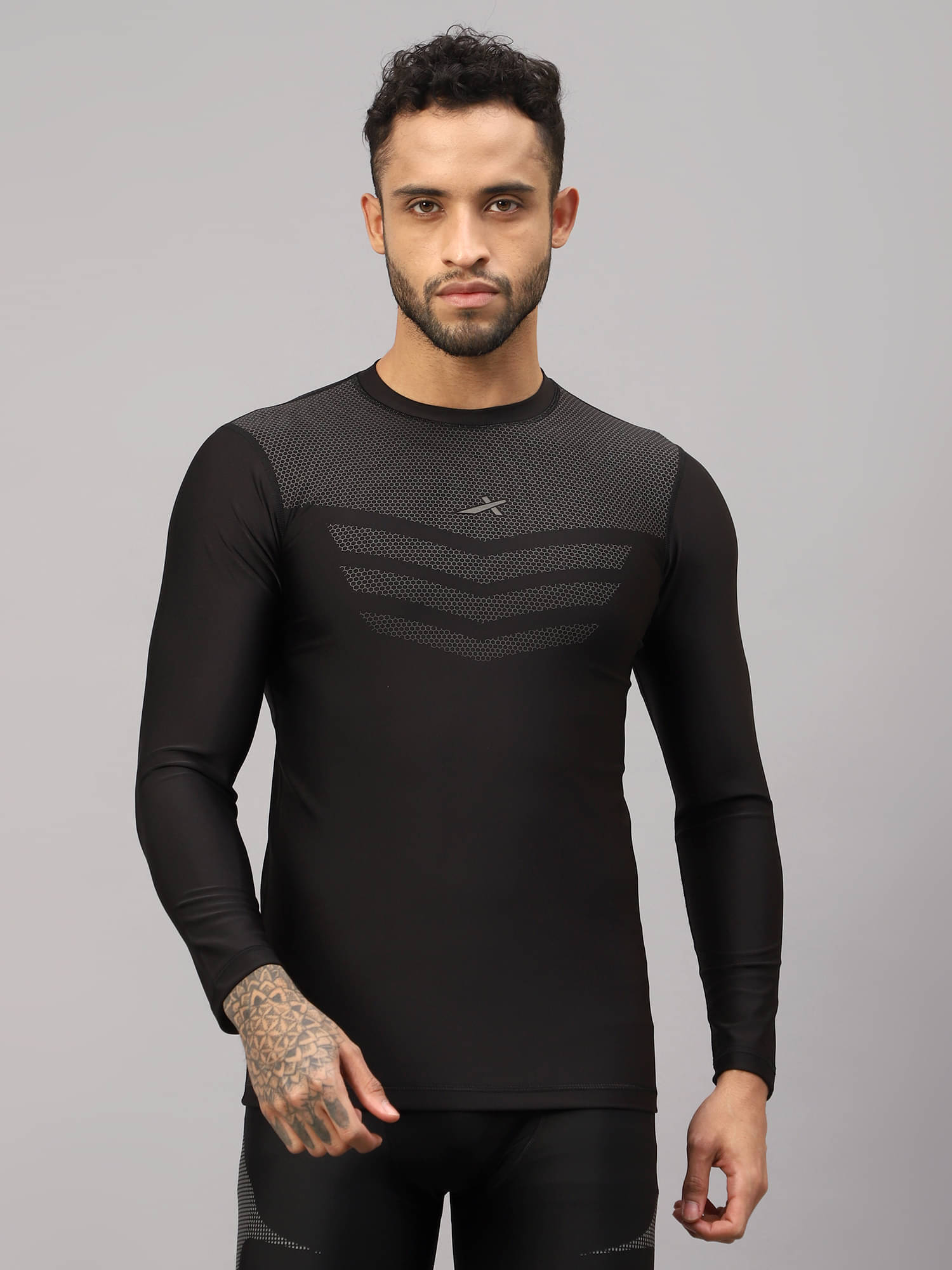 Vector X Black Polyester Slim Fit Men's Compression T-Shirt ( Pack of 1 ) Vector X Black Polyester Slim Fit Men's Compression T-Shirt ( Pack of 1 )