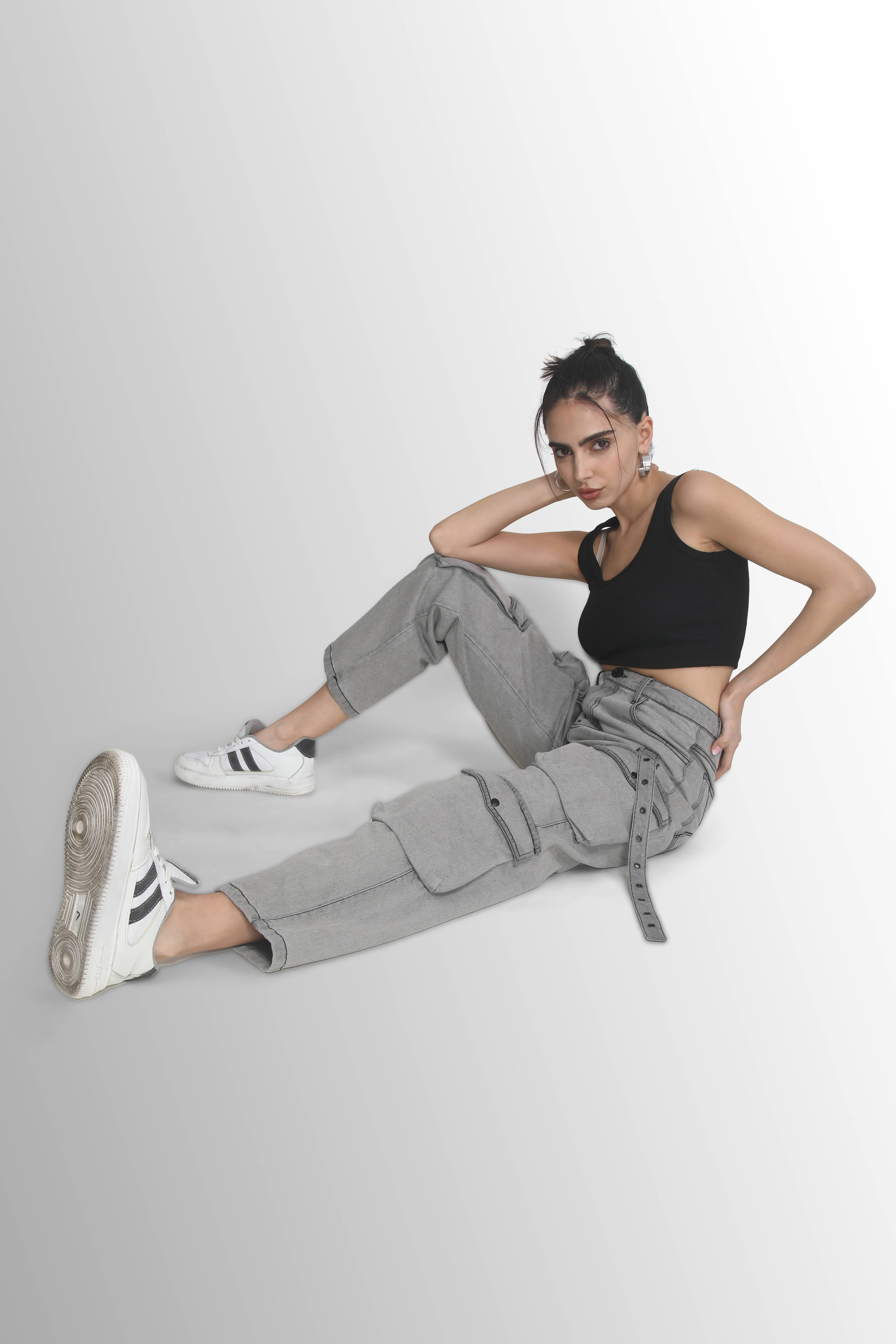 Bene Kleed Women Classic Straight Fit High-Rise Mildly Distressed Heavy Fade Jeans - Jeans | Buy online on ZillyBuy